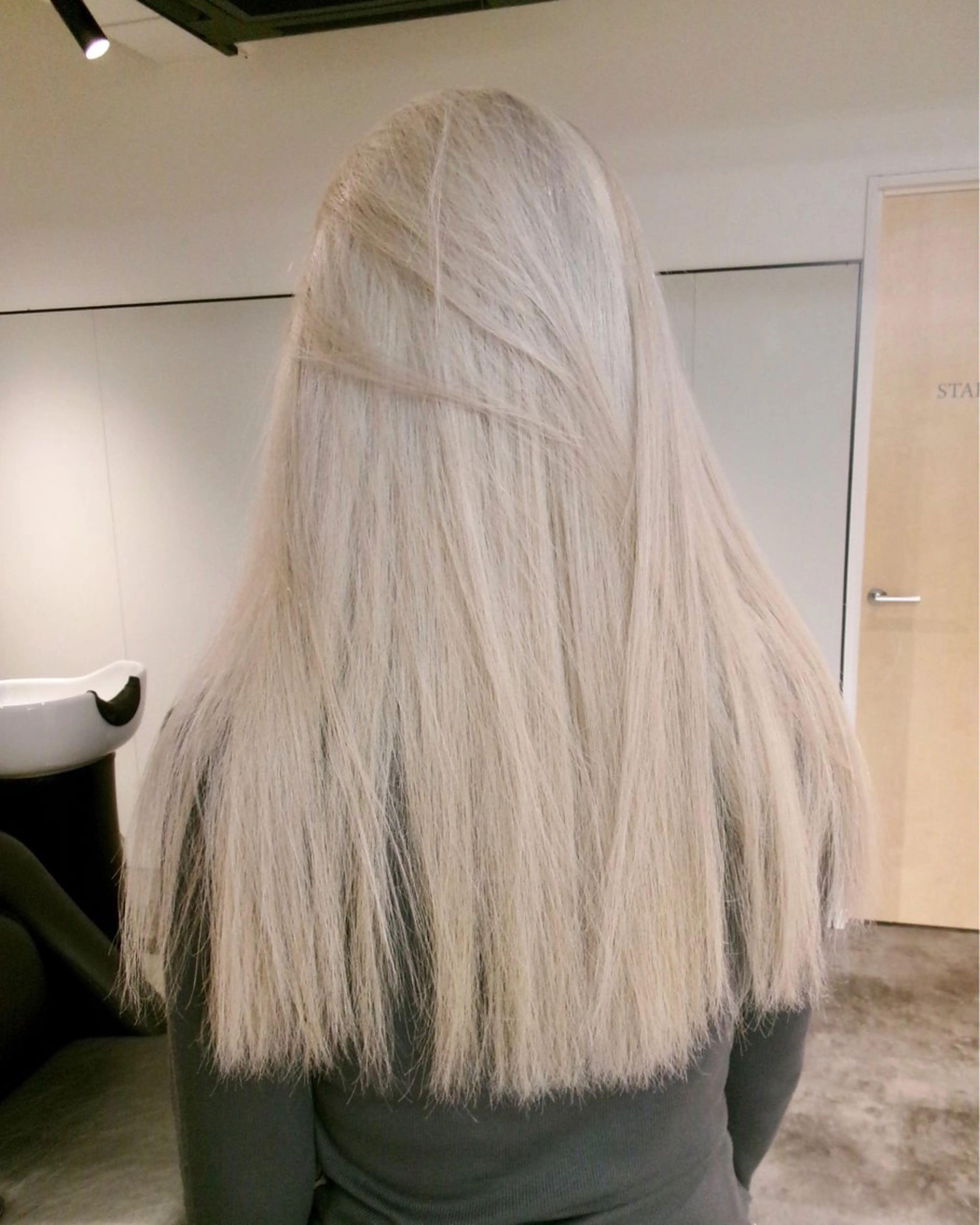 ロング カラー ヘアカラー トリートメント カラー系/カット特化 🟠オオタキマサシのヘアスタイル