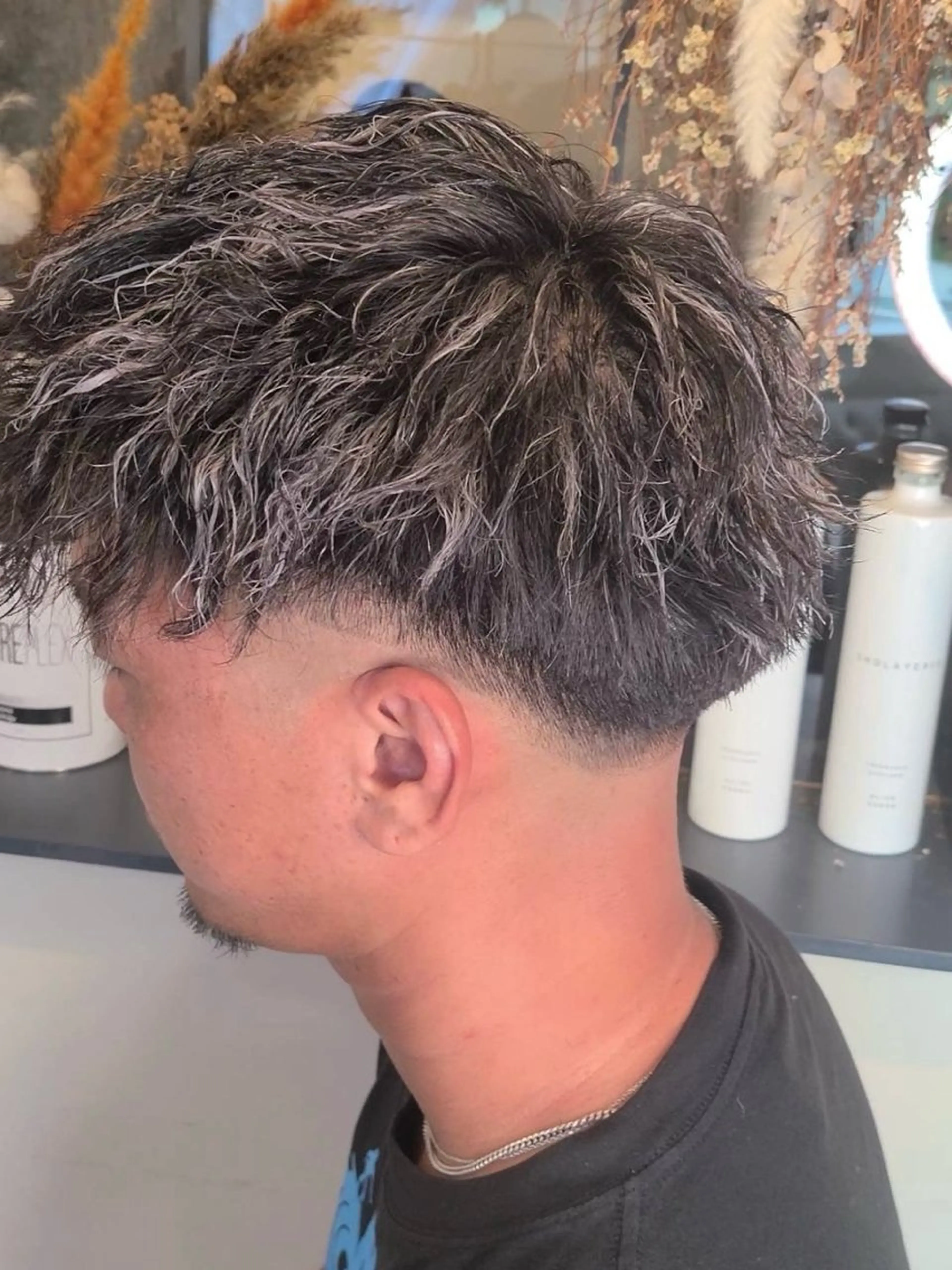 ショート カット パーマ トリートメント ブリーチカラー🌈 嘉名 真樹のヘアスタイル