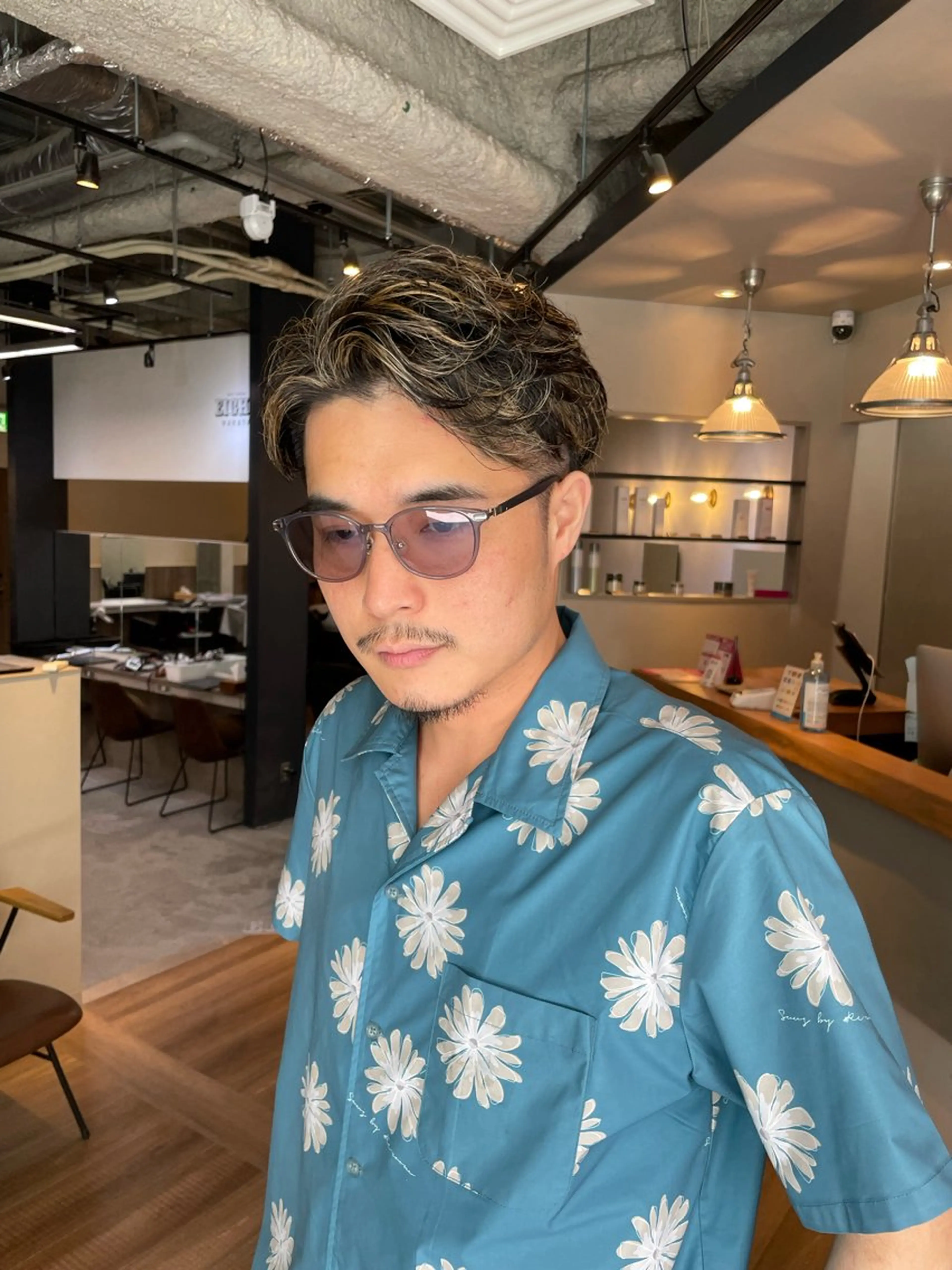 カラー メンズ メンズハイライト ハイライトカラー カット ヘアカラー 福永速人 /メンズパーマのヘアスタイル