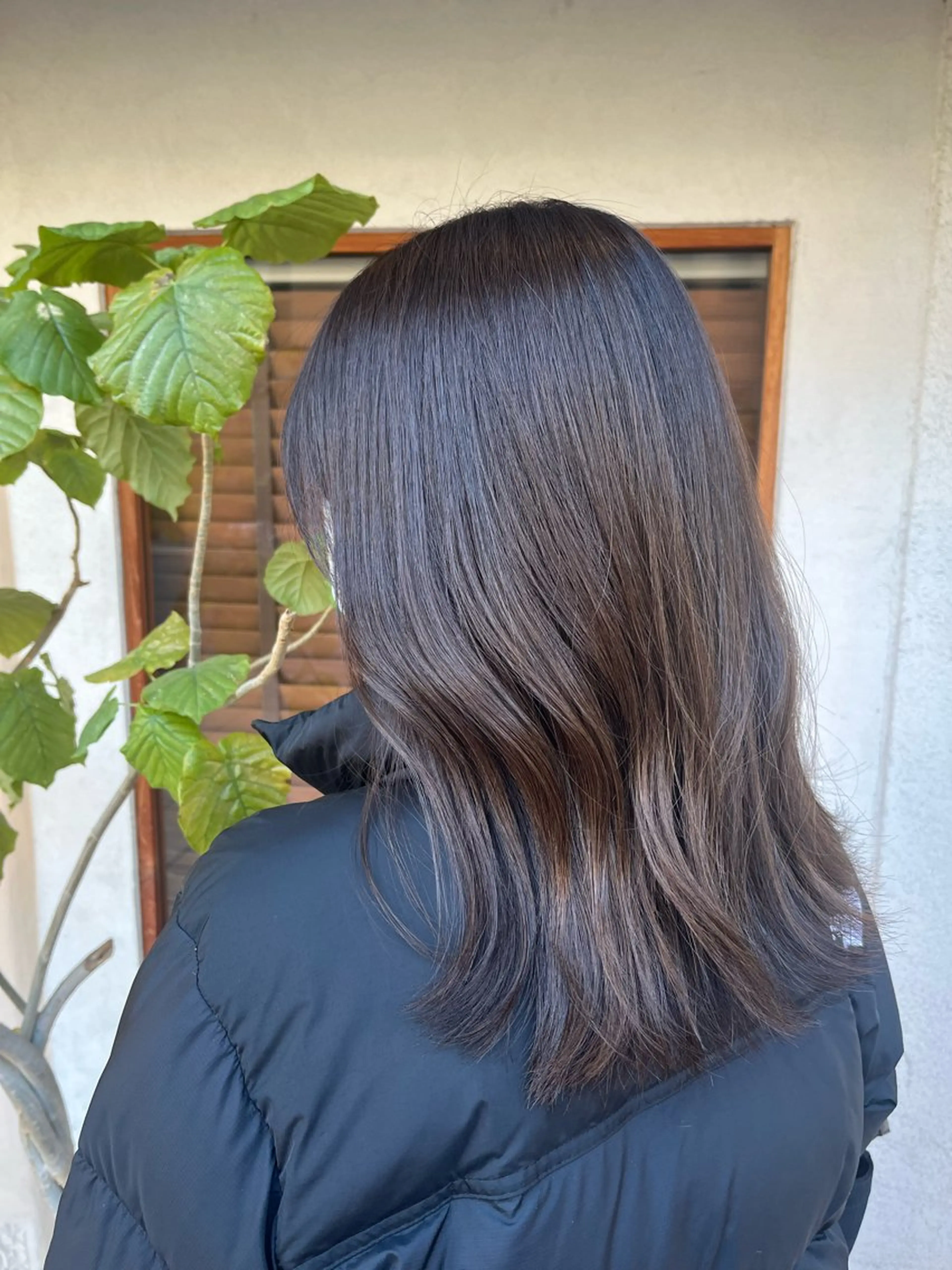 ミディアム カット ヘアカラー トリートメント ヘッドスパ putri店長 和田鈴采のヘアスタイル