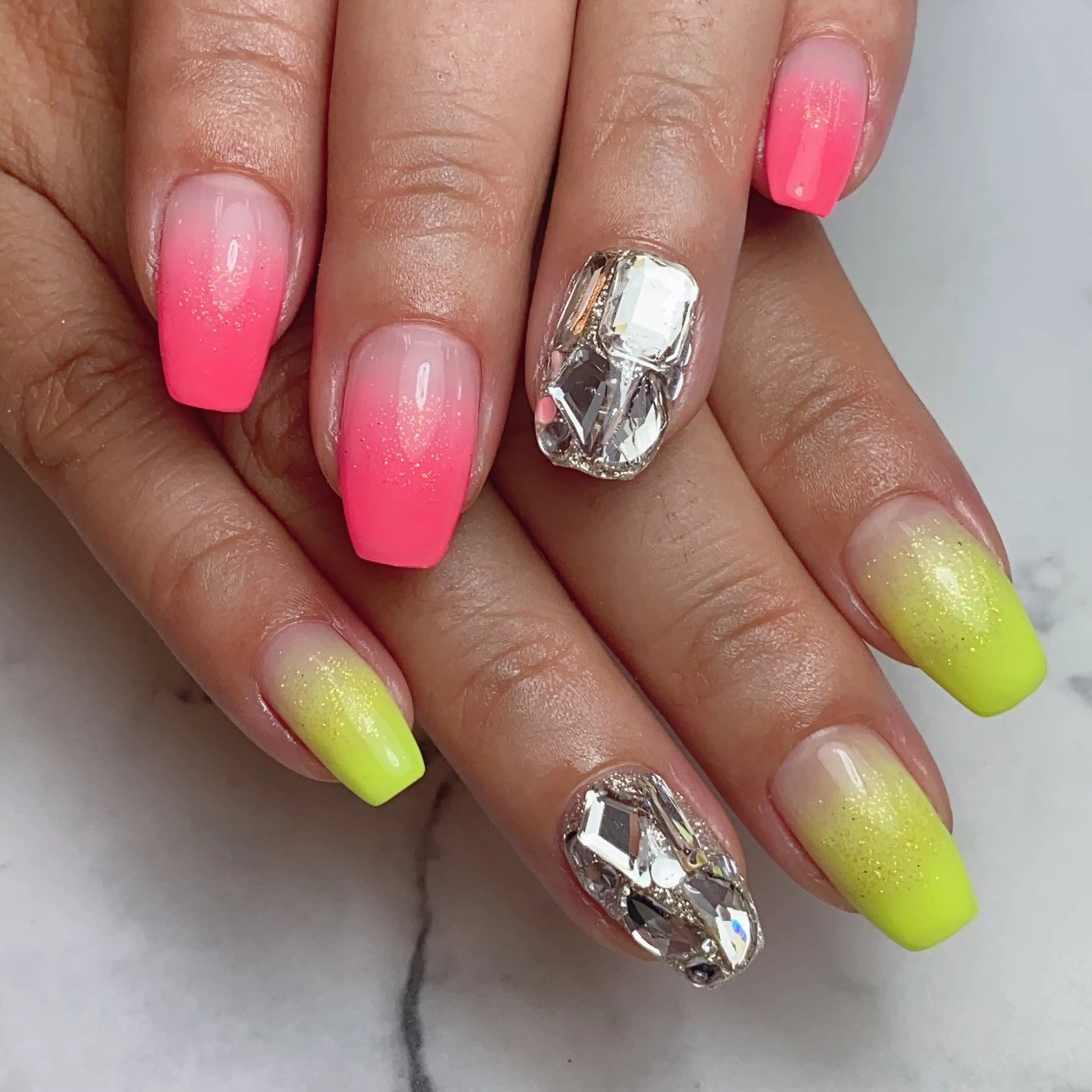 ネイル 石原 夕華のネイルデザイン