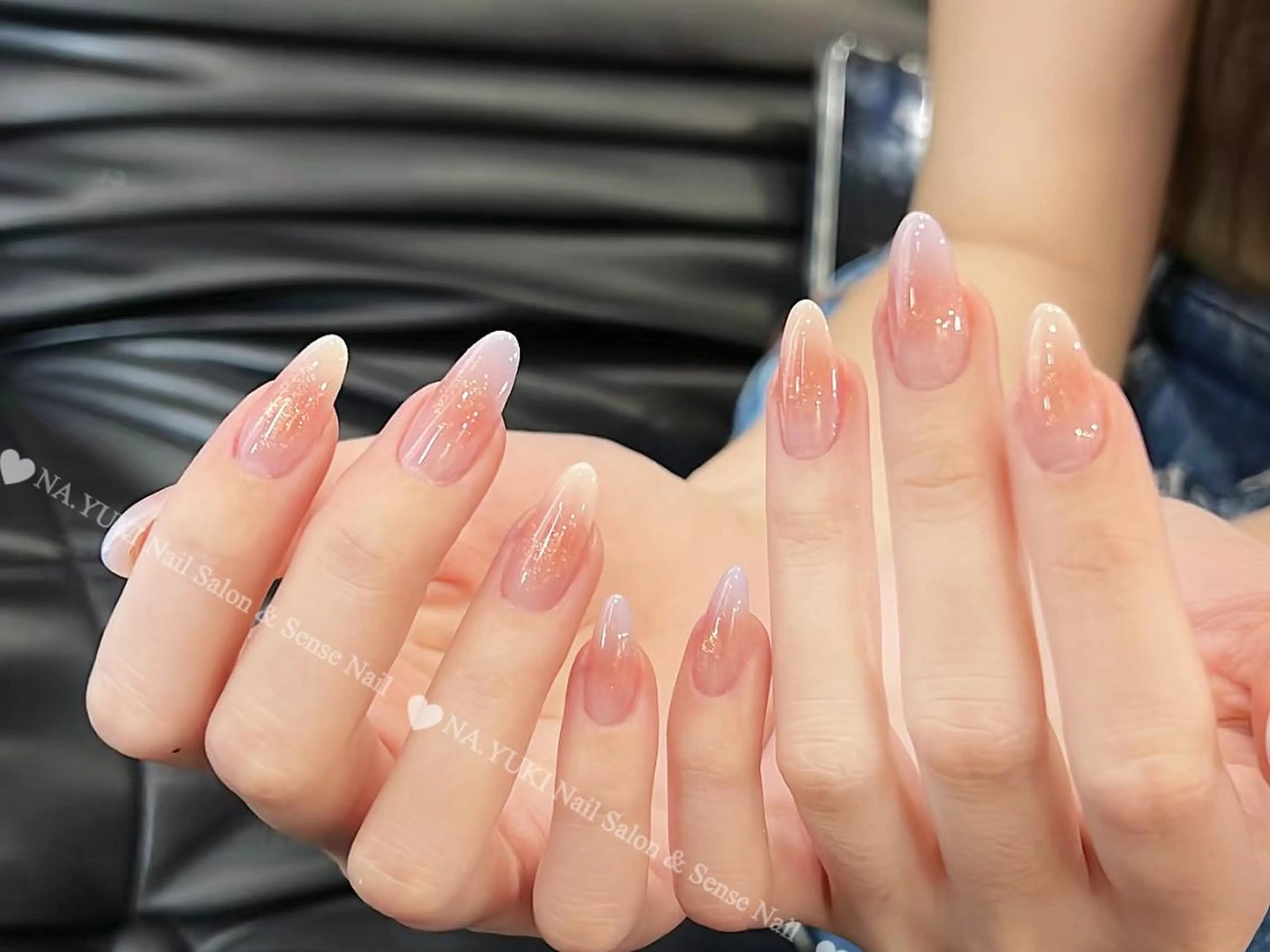 ネイル ジェルネイル グラデーション ミディアムネイル ピンク シンプルネイル ハンドネイル ナユキNA.YUKI 渋谷店のネイルデザイン