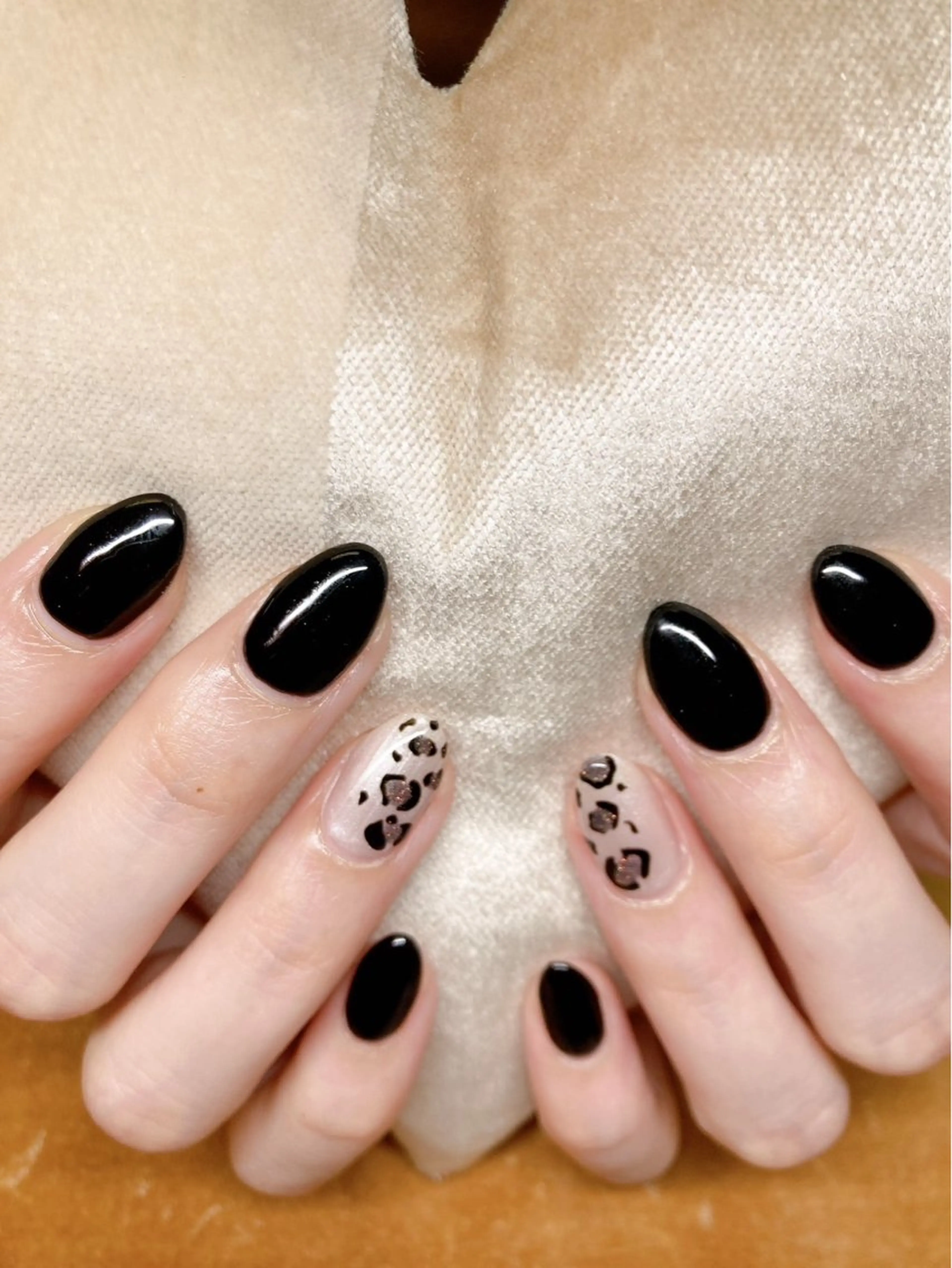 ネイル ECLAT エクラ所属・寺山 千鶴のネイルデザイン