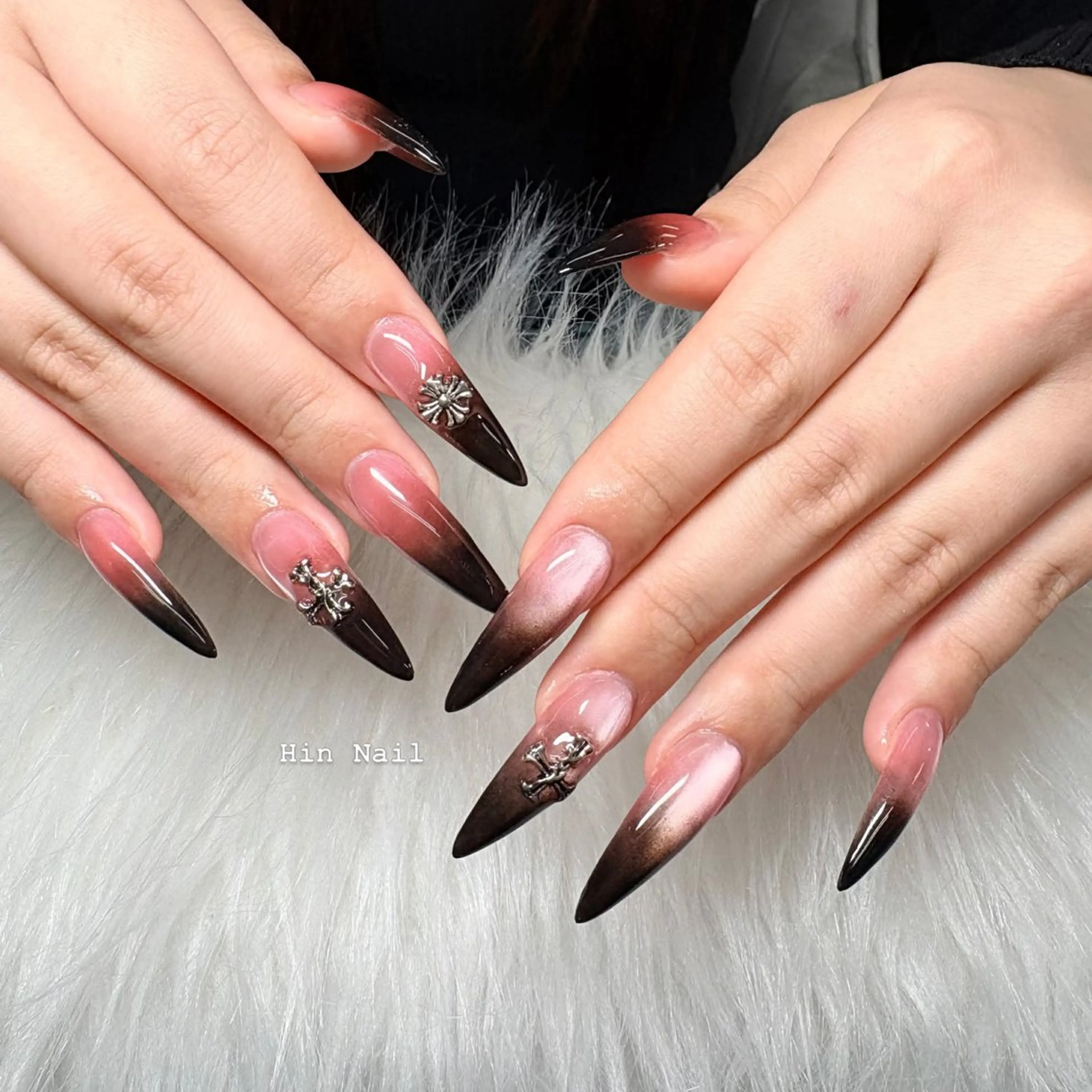 ネイル ハンドネイル HIN NAILのネイルデザイン