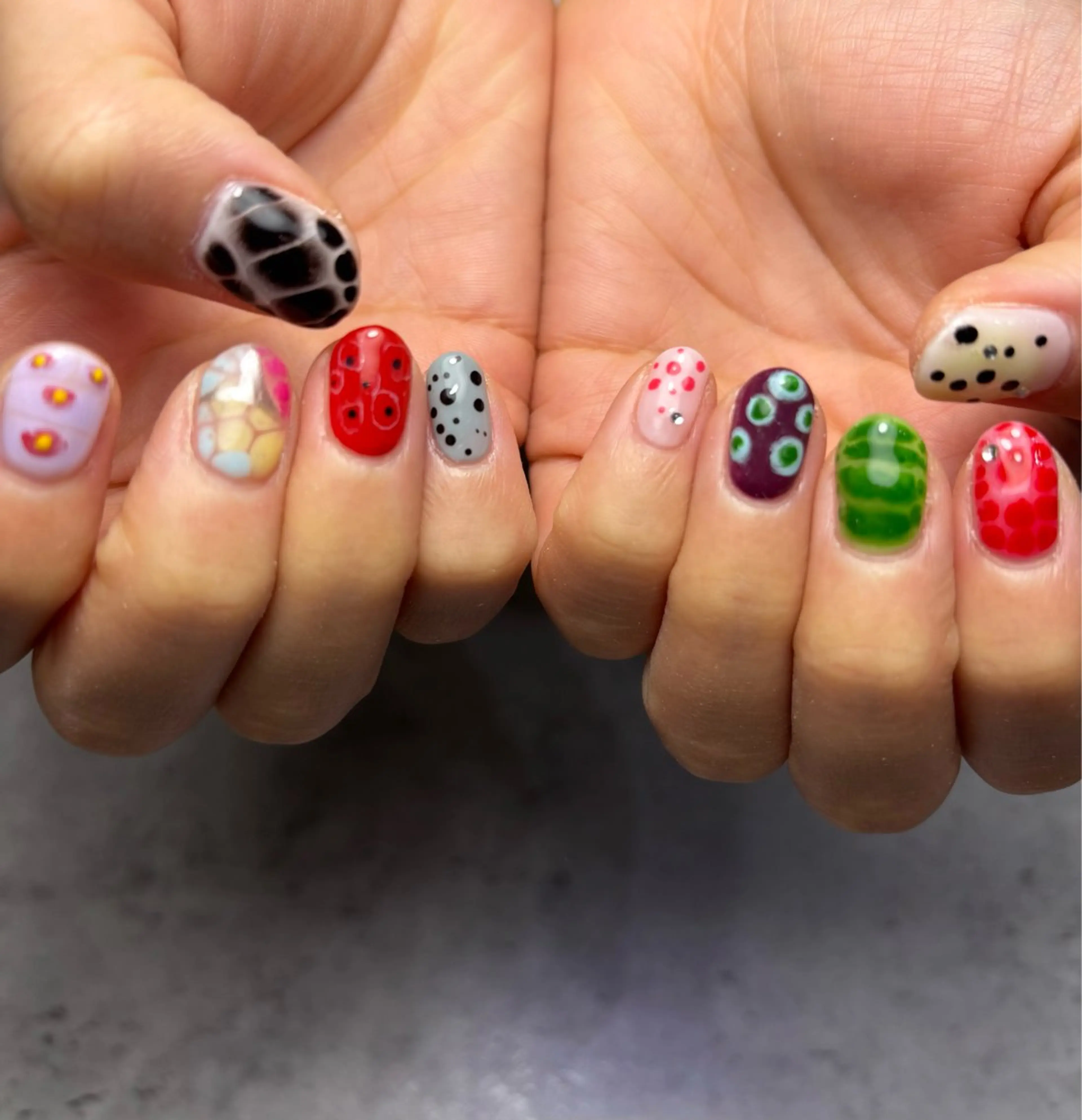 ネイル ハンドネイル 大東市ネイルサロン 【KYURA】ｷｭﾗのネイルデザイン