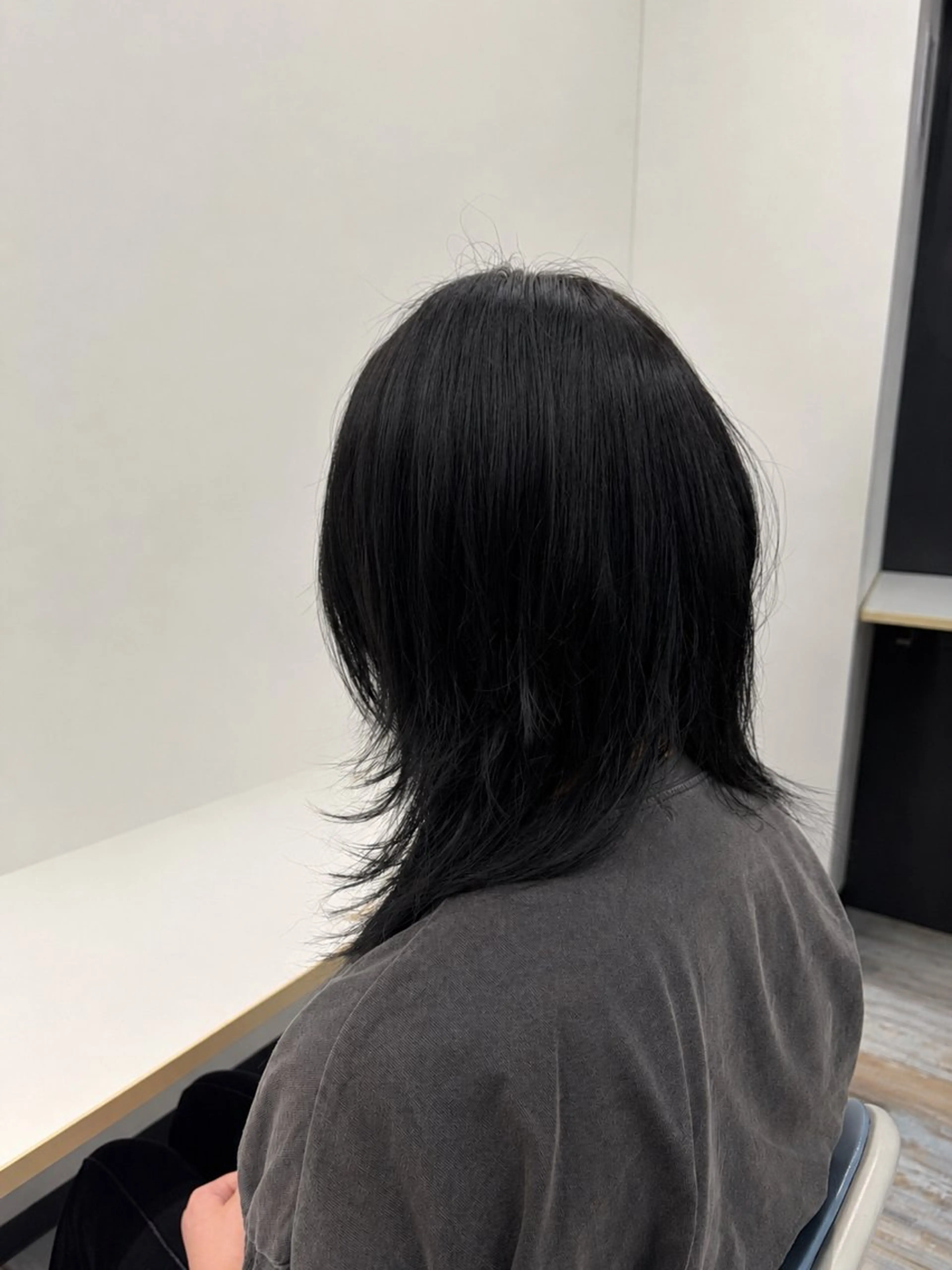 カラー 黒髪 菊地 楓のヘアスタイル