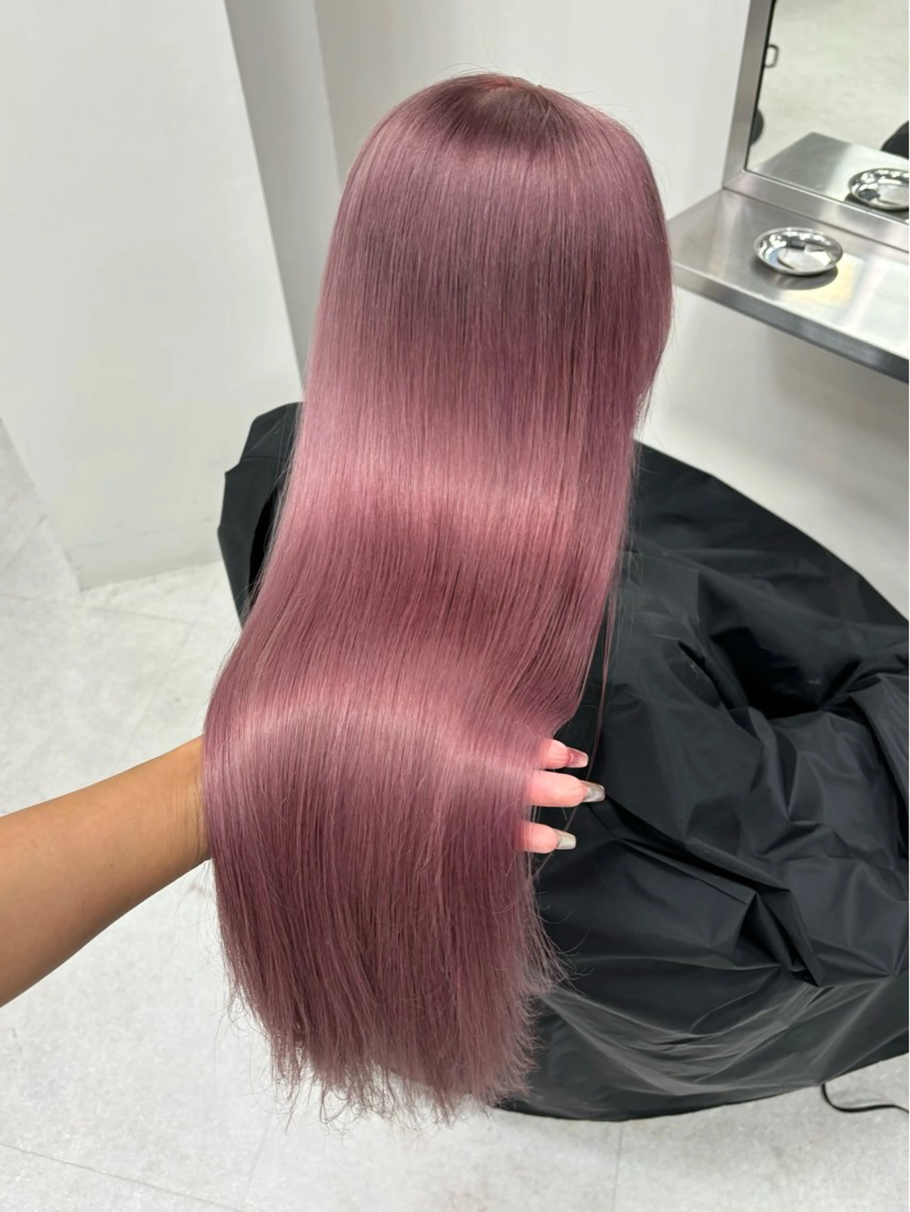ロング カラー ブリーチ ラベンダーカラー ラベンダーピンク ピンクカラー ヘアカラー トリートメント 韓国レイヤー/ 縮毛矯正🎀minaのヘアスタイル