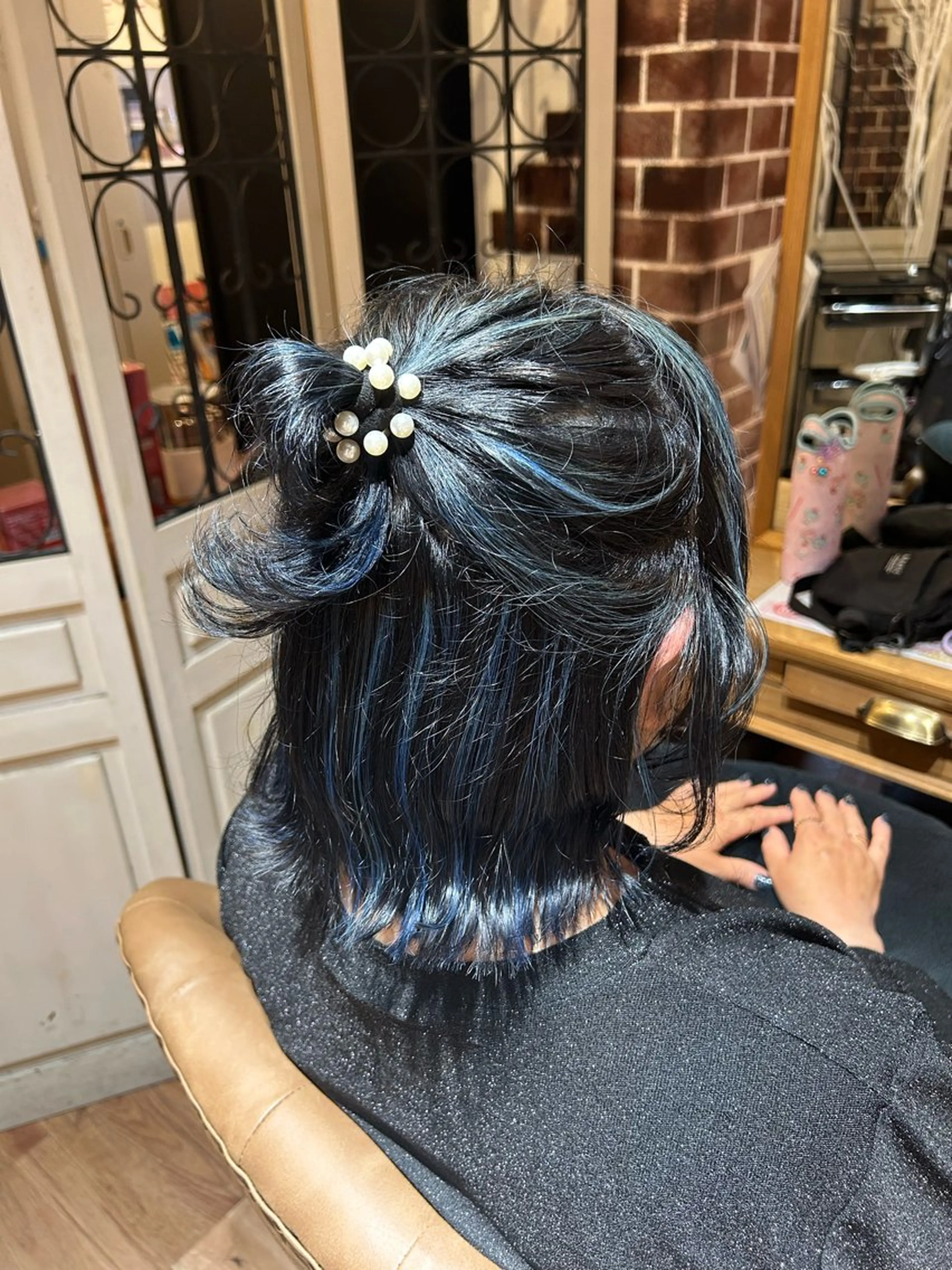 ミディアム ヘアカラー ブリーチ・カットモデ ル募集中🫧高口小春のヘアスタイル