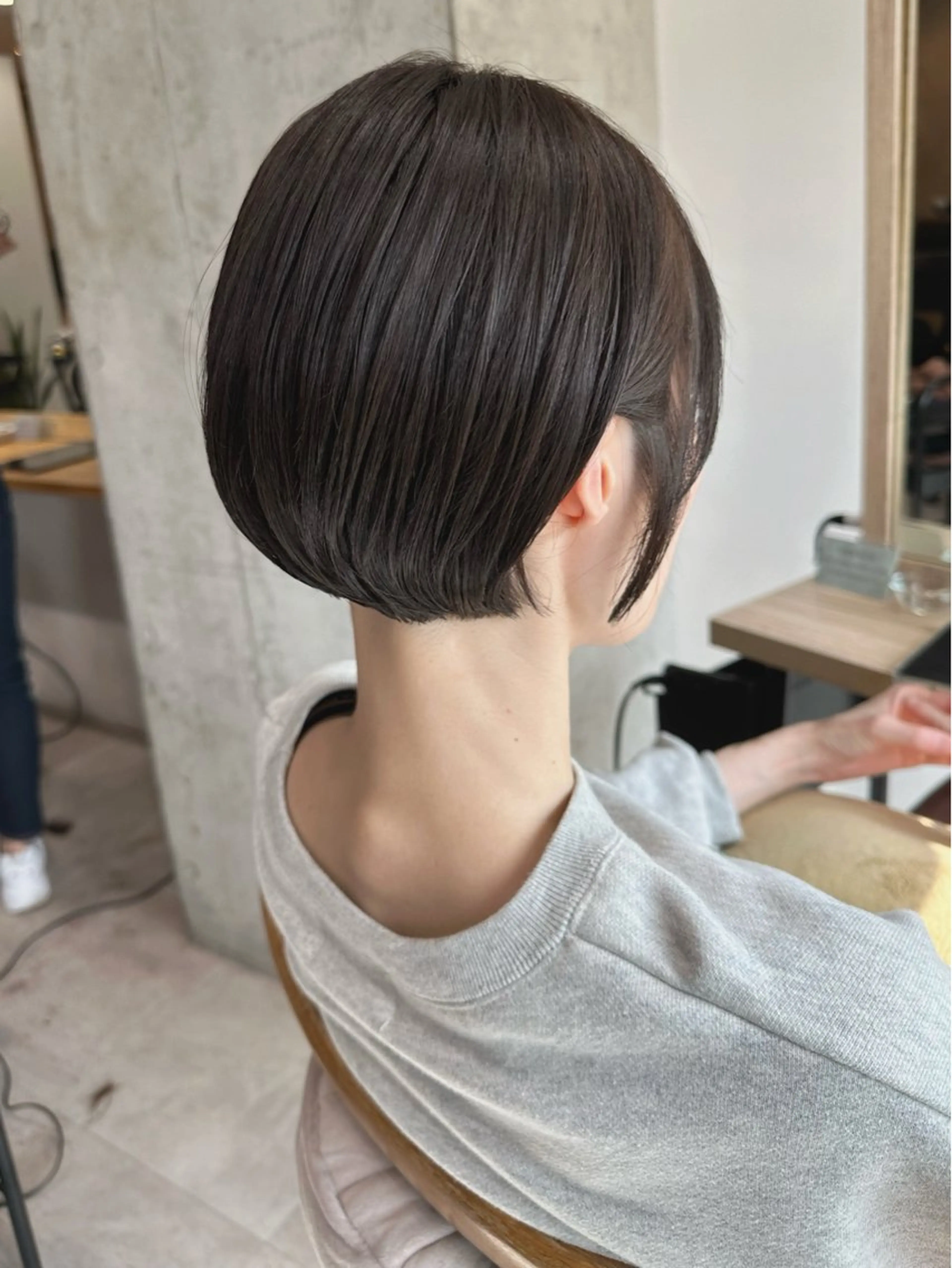 ショート カラー ハイライトカラー インナーカラー ハイライト 髪質改善 レイヤーカット 透明感カラー/ボブ /佐藤伶のヘアスタイル