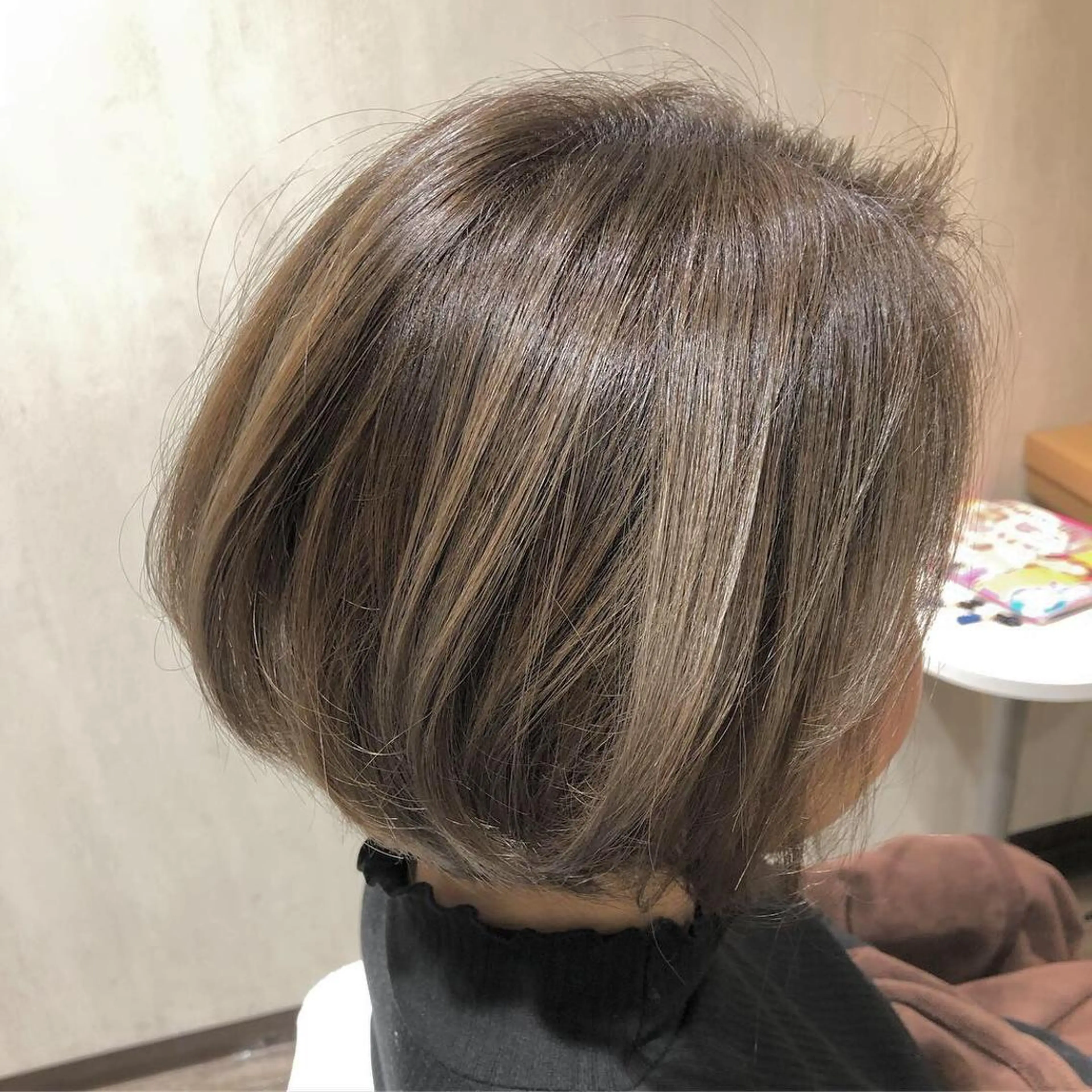 ショート カラー グレージュ ヘアカラー ACHE zippy【アッシュジッピー】所属・ACHE zippy /伊藤のヘアスタイル