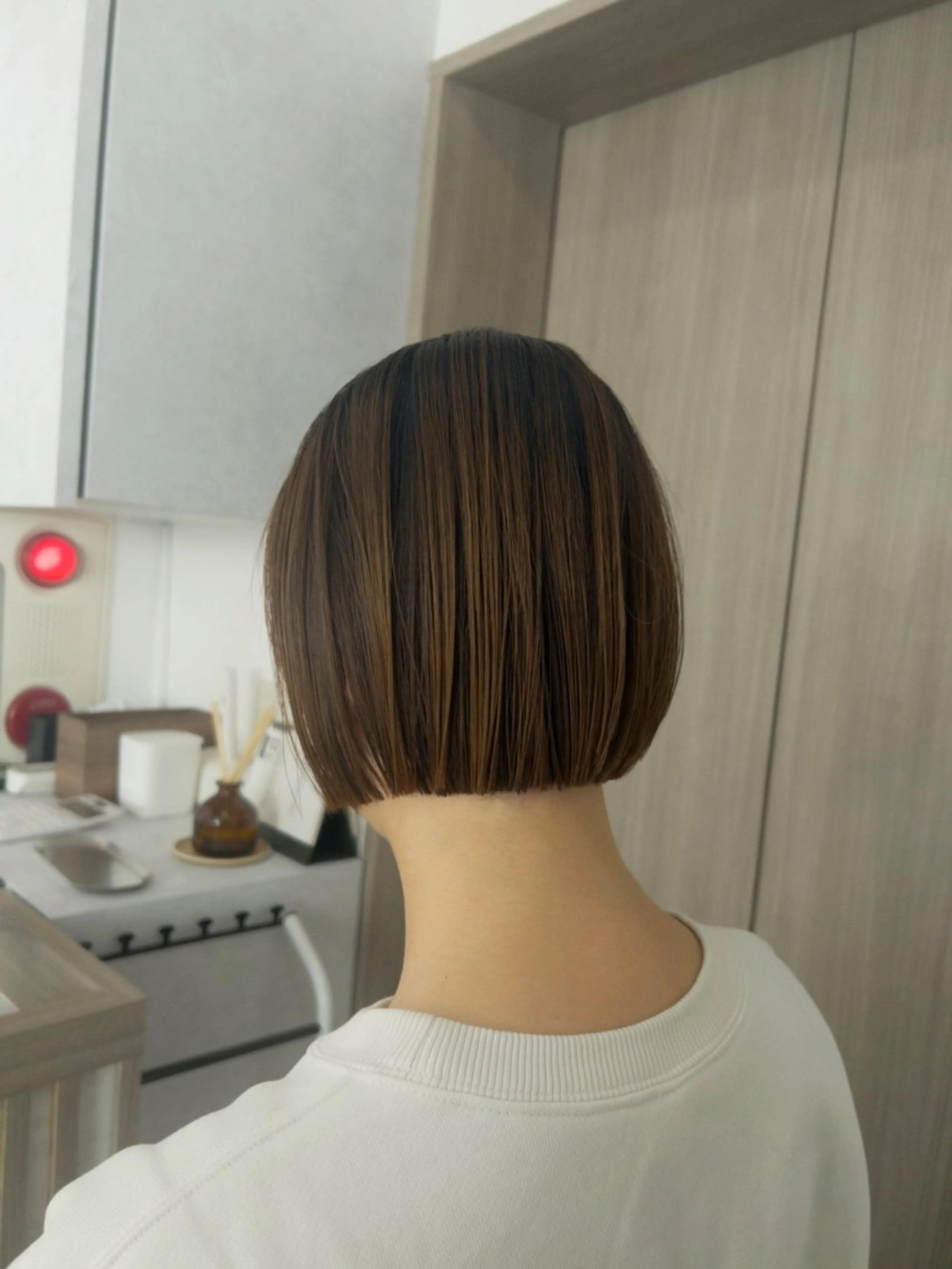 ショート カット tiel 小山莉々のヘアスタイル