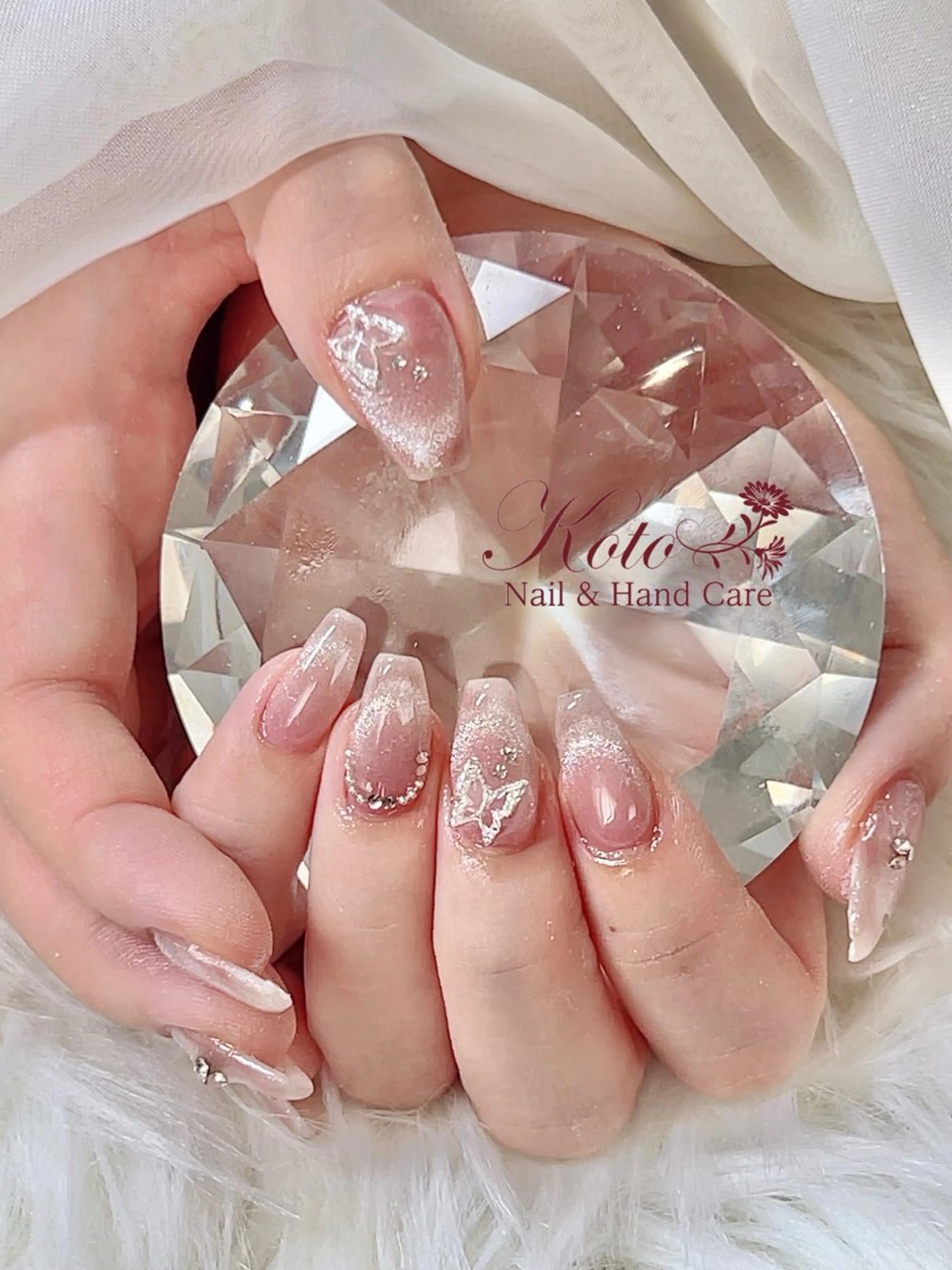 ネイル 長さ出し ジェルネイル 持ち込み ニュアンスネイル 赤色 ハンドネイル Nail Salon KOTOのネイルデザイン