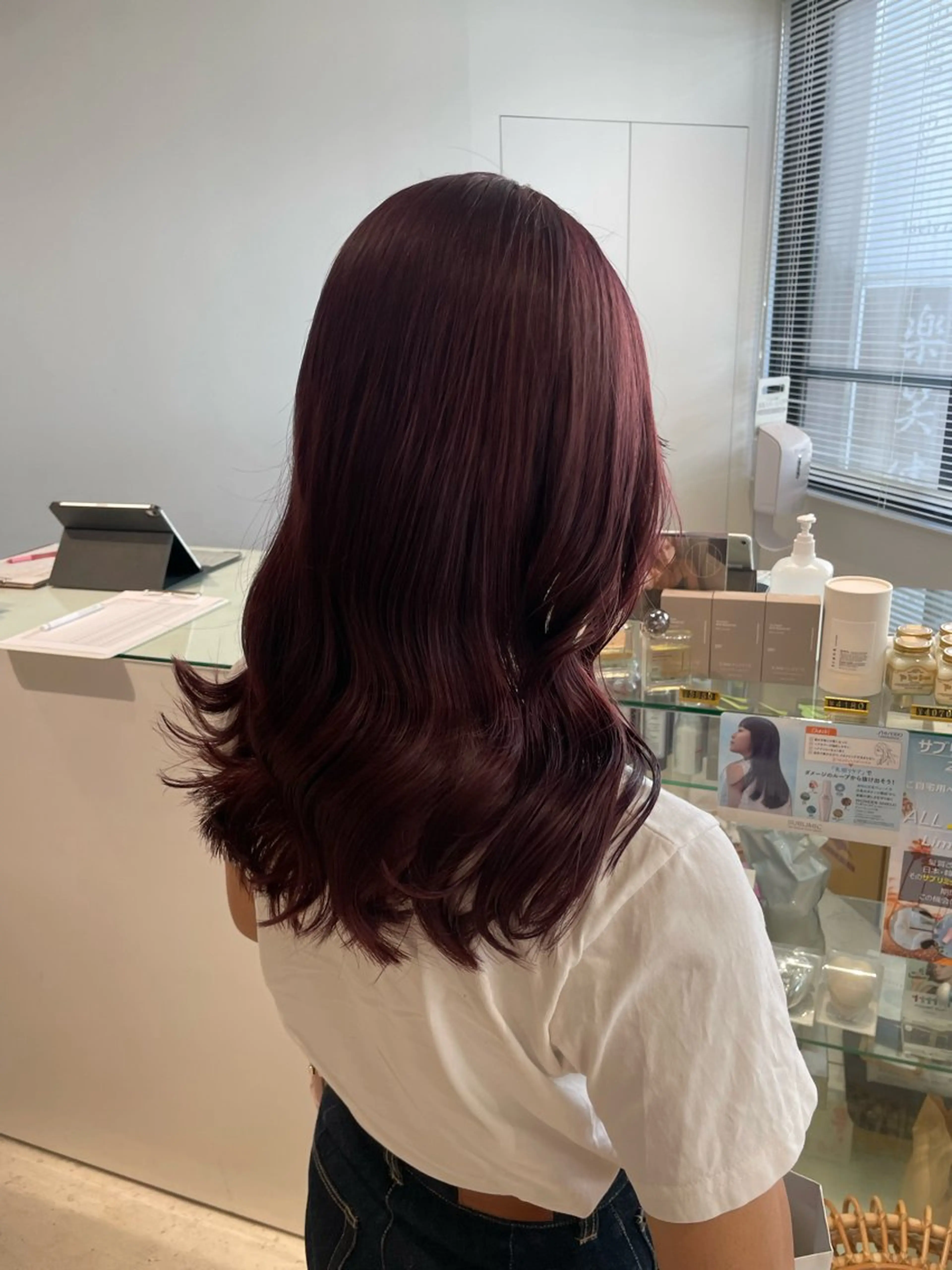 セミロング カラー loely 💞miyuのヘアスタイル