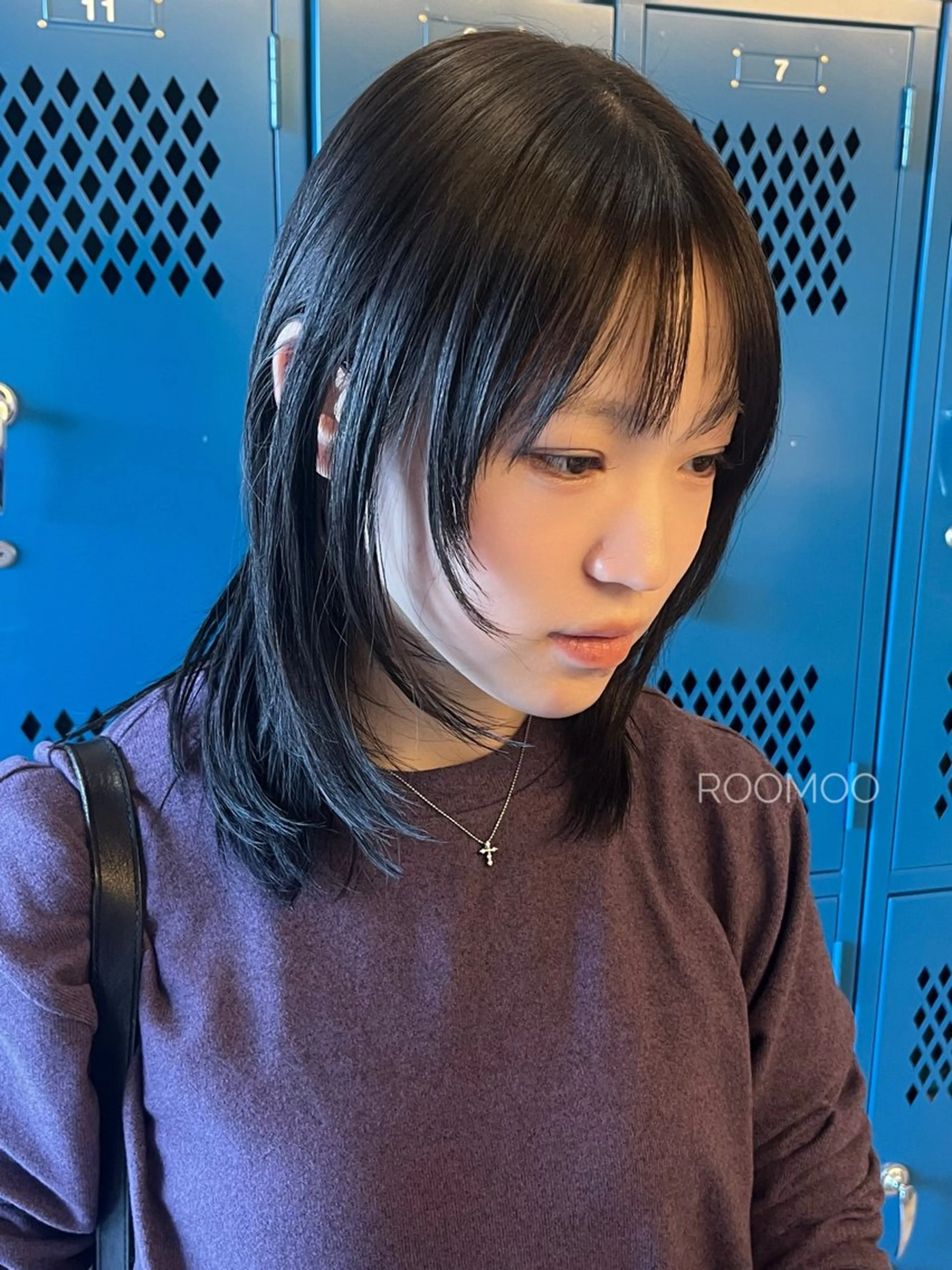 ミディアム カラー 黒髪 透明感カラー 顔周りカット レイヤーカット カット ヘアカラー 韓国ボブ/ハッシュ カットKIRAのヘアスタイル