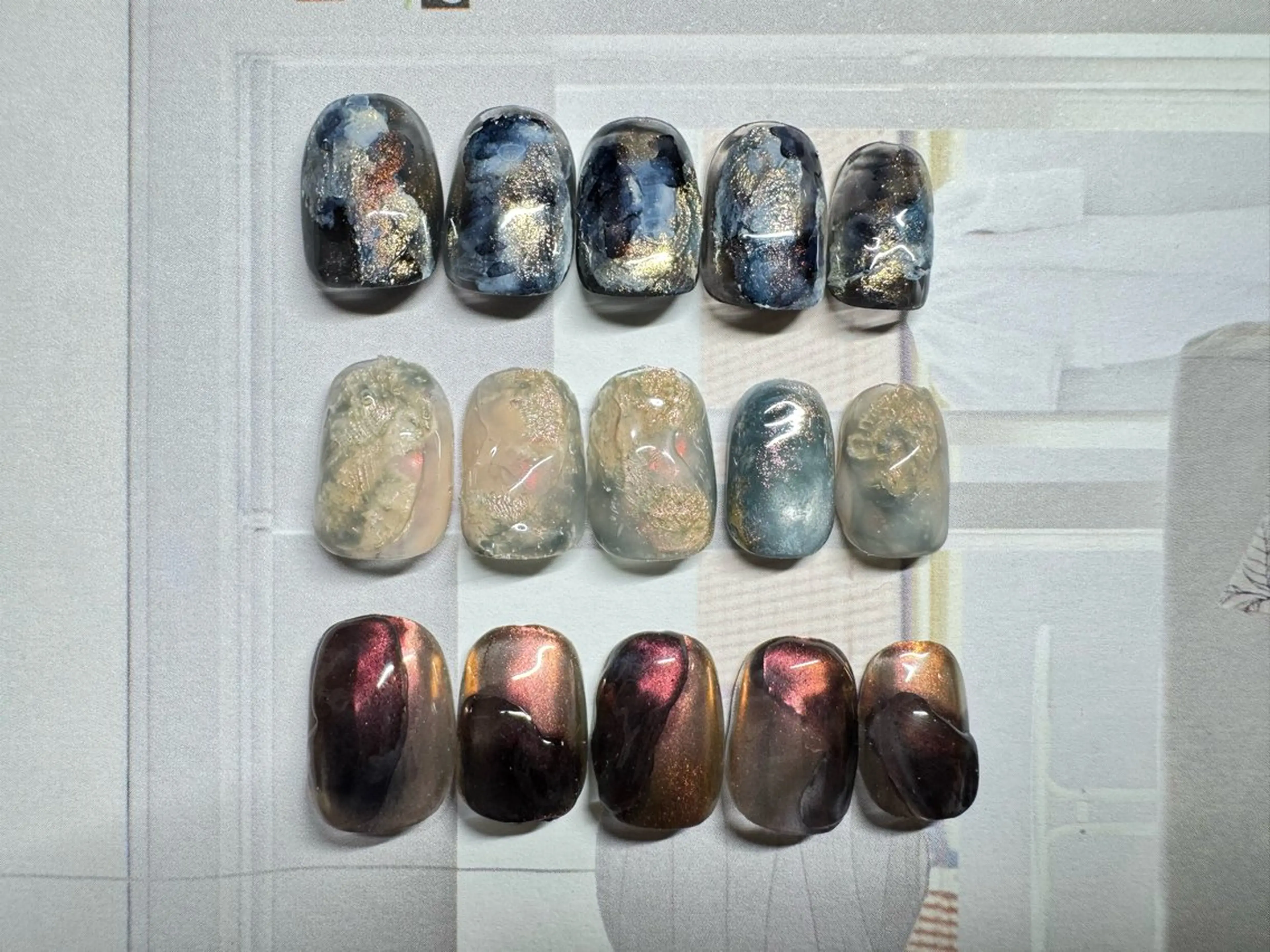 ネイル ジェルネイル ミラーネイル ニュアンスネイル ハンドネイル tsumeasobi所属・tsumeasobi 🪬macoのネイルデザイン