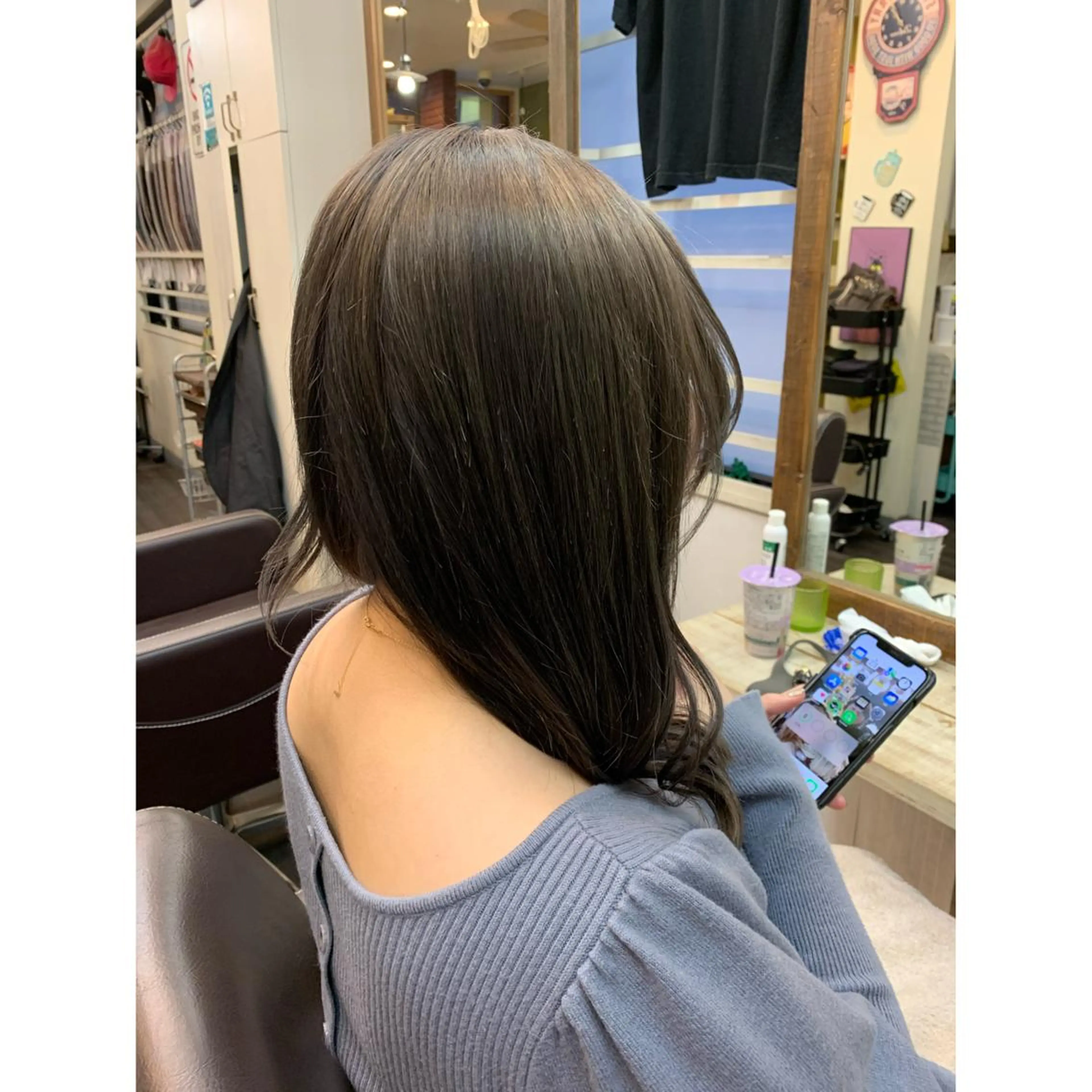 セミロング カラー LaLaMoana Rickyのヘアスタイル