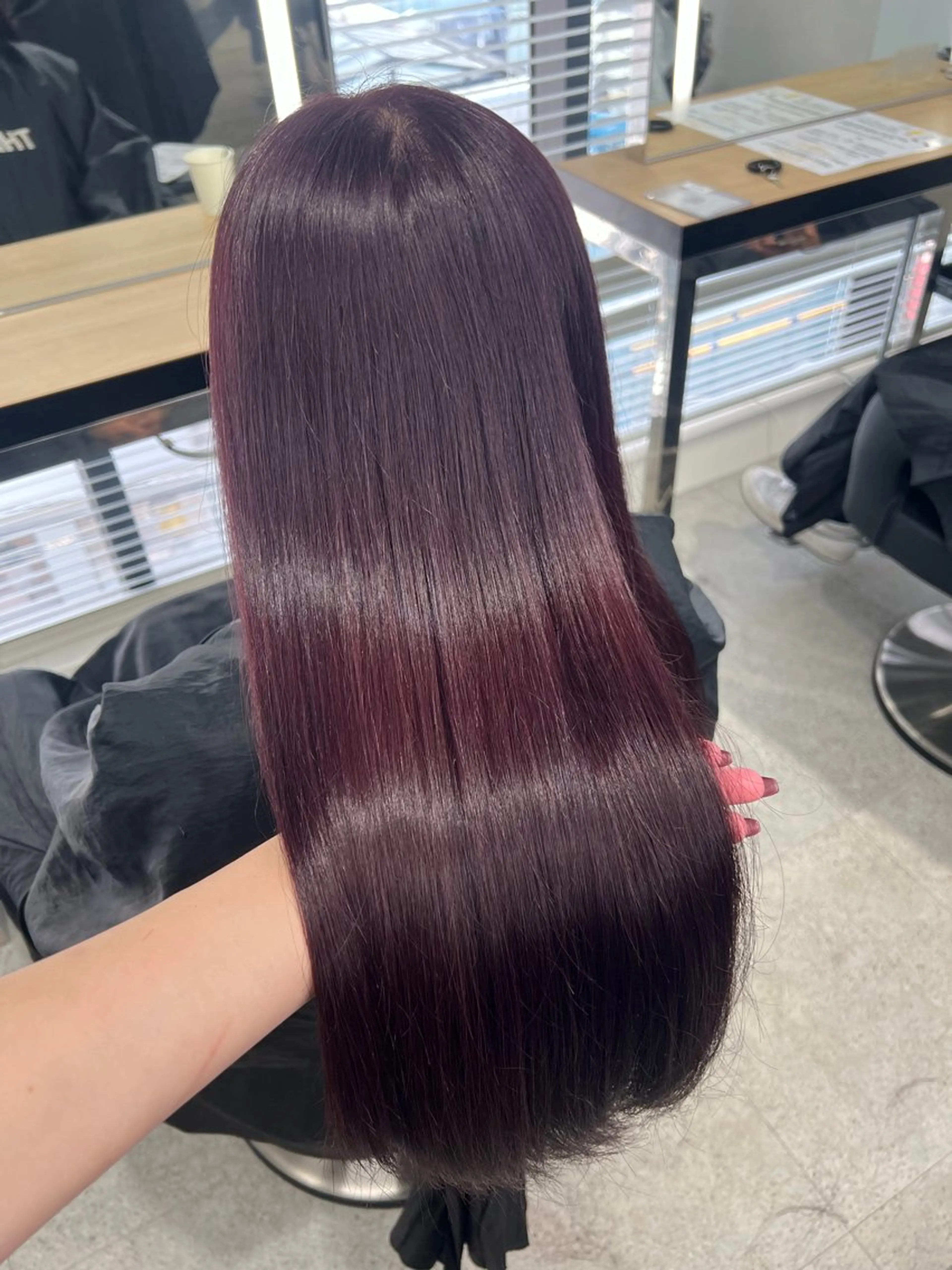 ロング カラー ブリーチ 髪質改善 トリートメント ヘアカラー 💗愛され暖色💗 ピンク/レッド💗のヘアスタイル