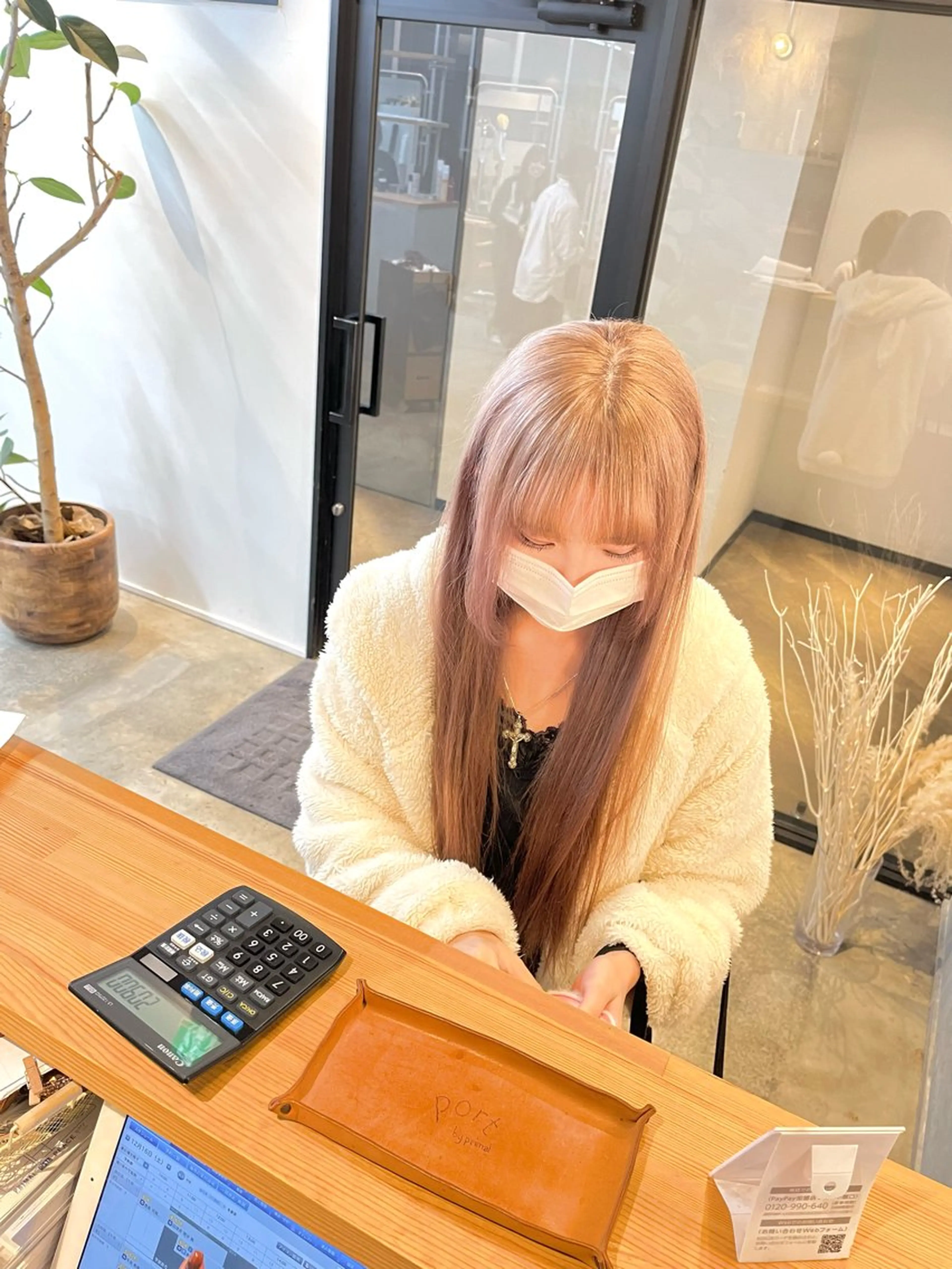 ロング カラー ヘアカラー ハイトーンカラ ー/小川のヘアスタイル