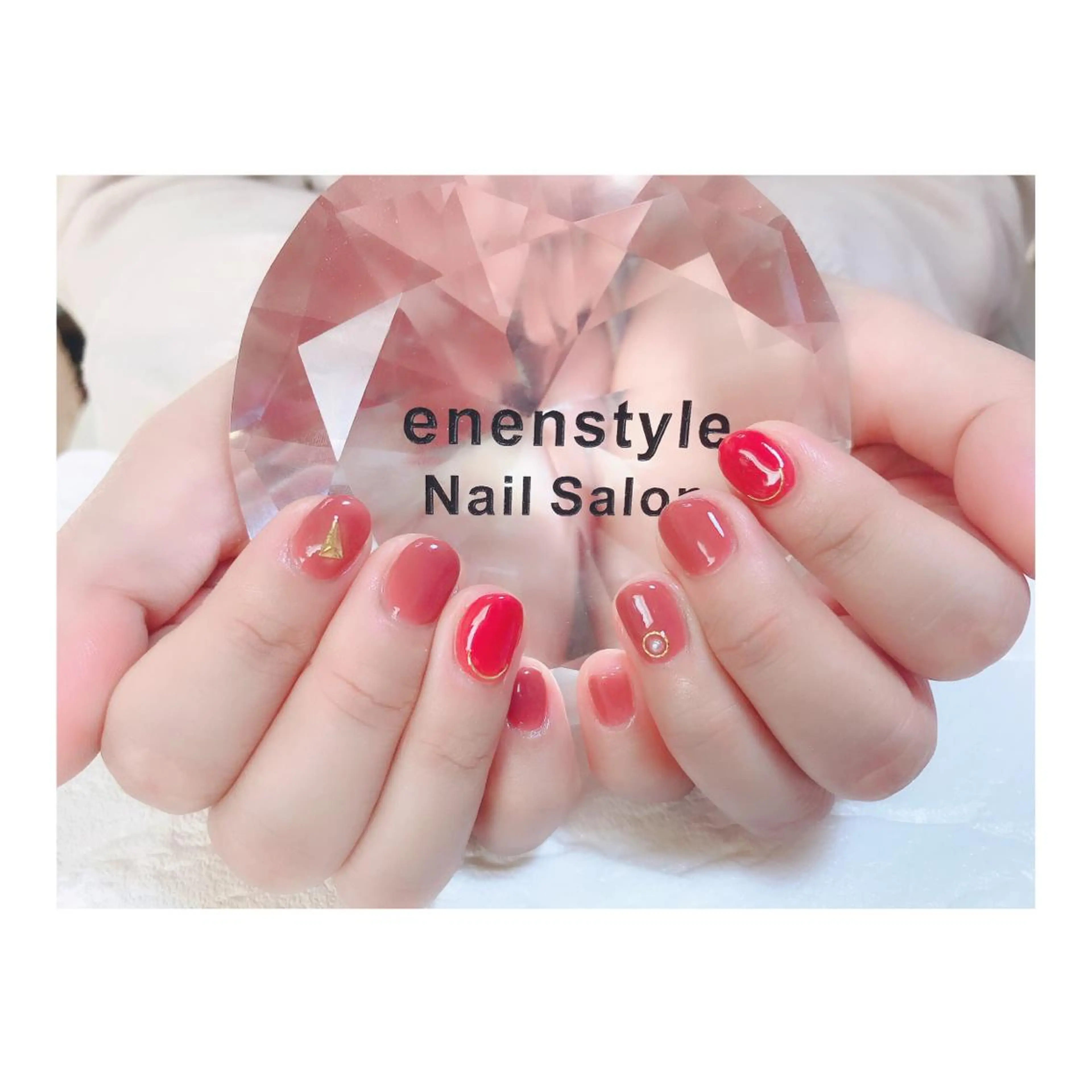 ショート ネイル ジェルネイル ニュアンスネイル オフィスネイル ワンカラーネイル シンプルネイル 👑enen style👑のネイルデザイン