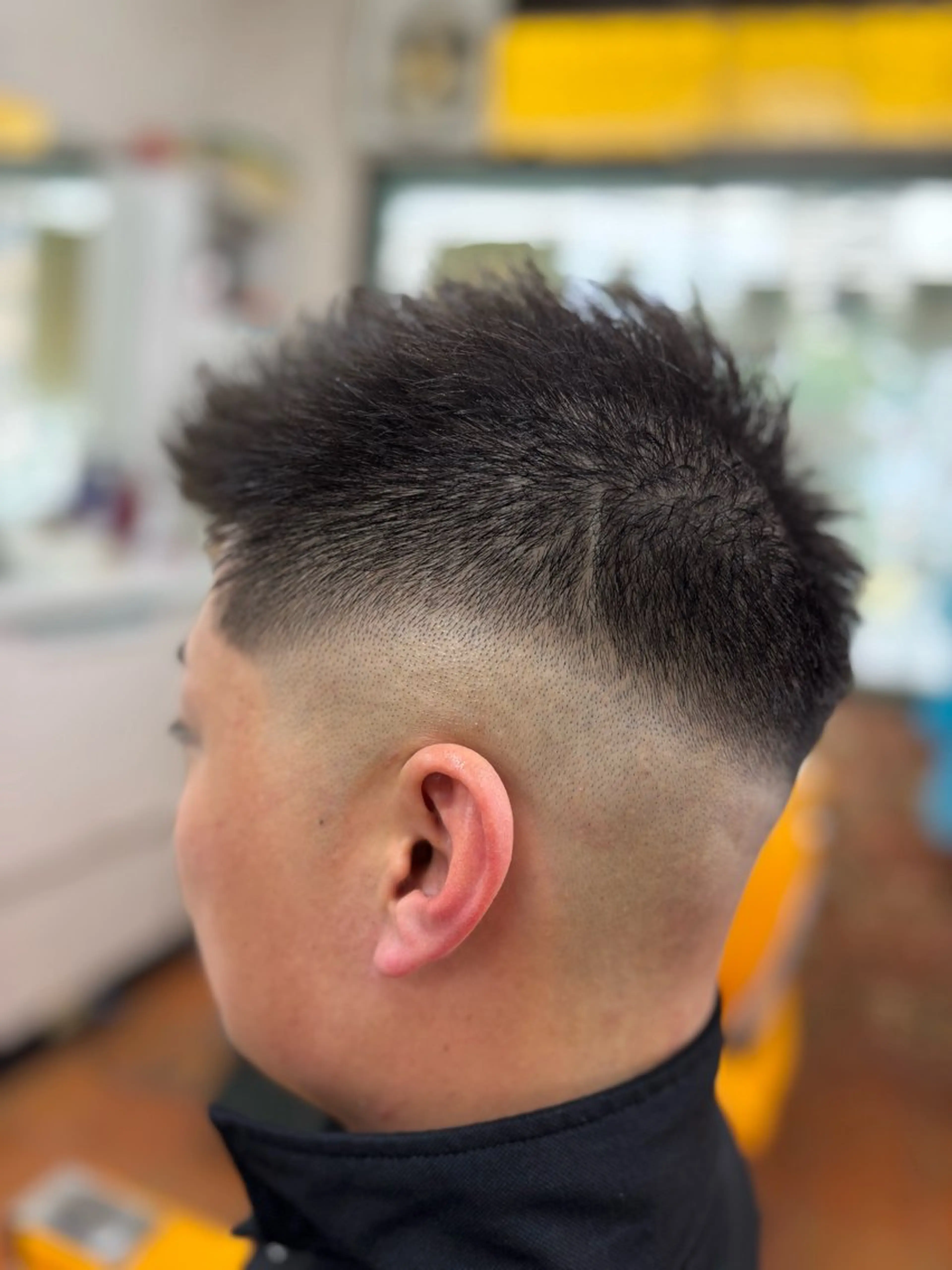 ショート やました 理容所のヘアスタイル