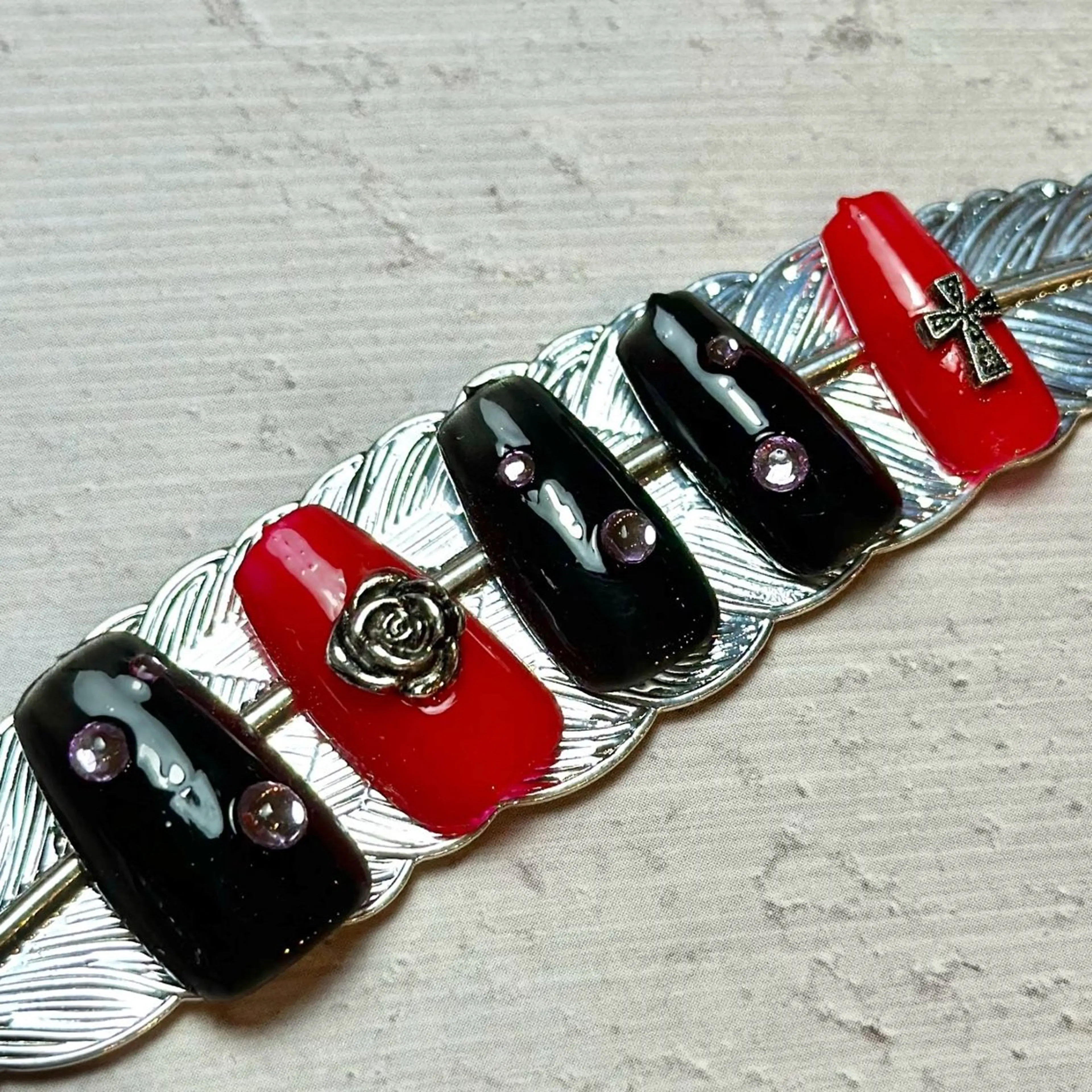 ネイル ピンキー 池田公園店のネイルデザイン