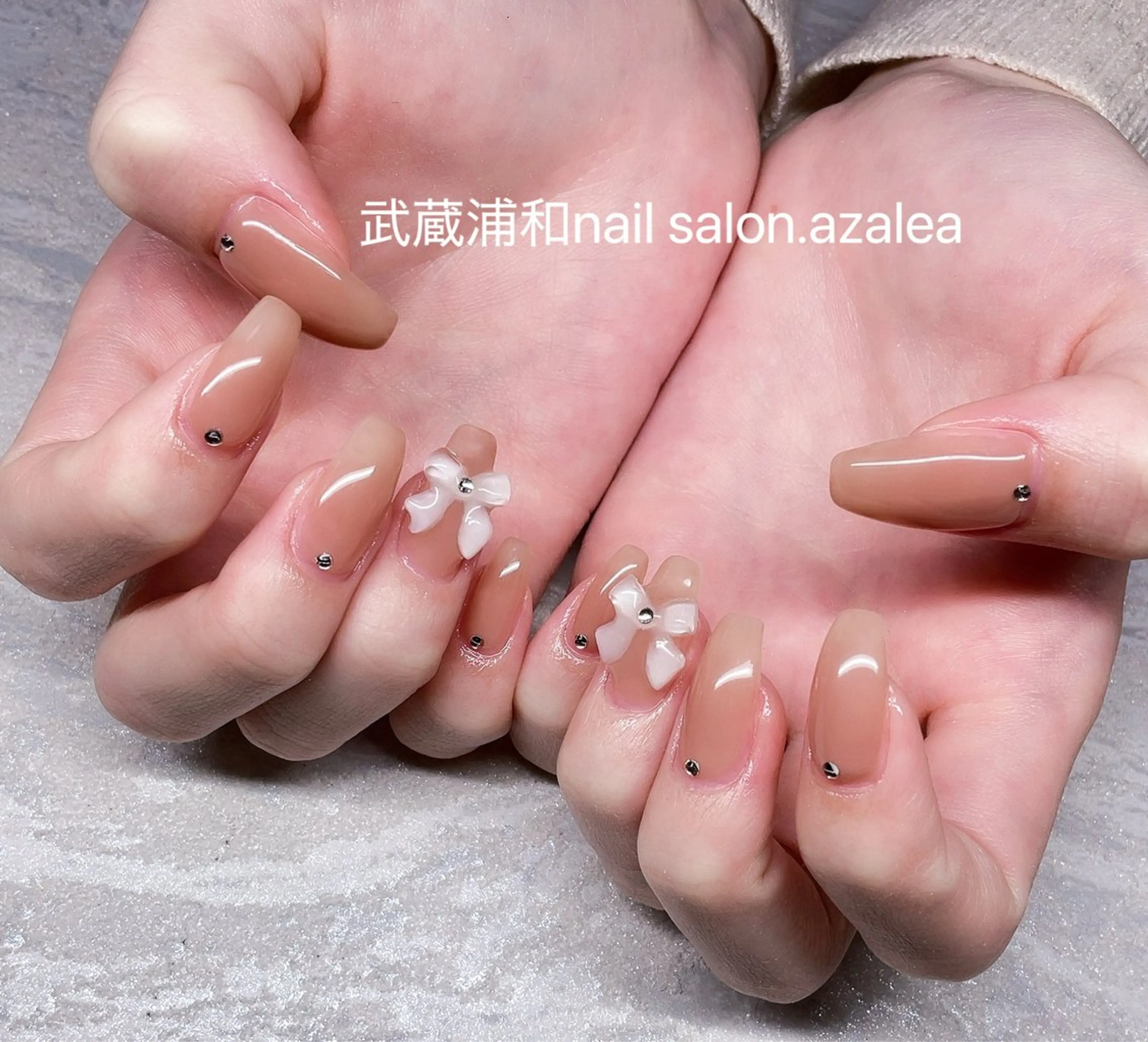 ネイル ハンドネイル R inのネイルデザイン