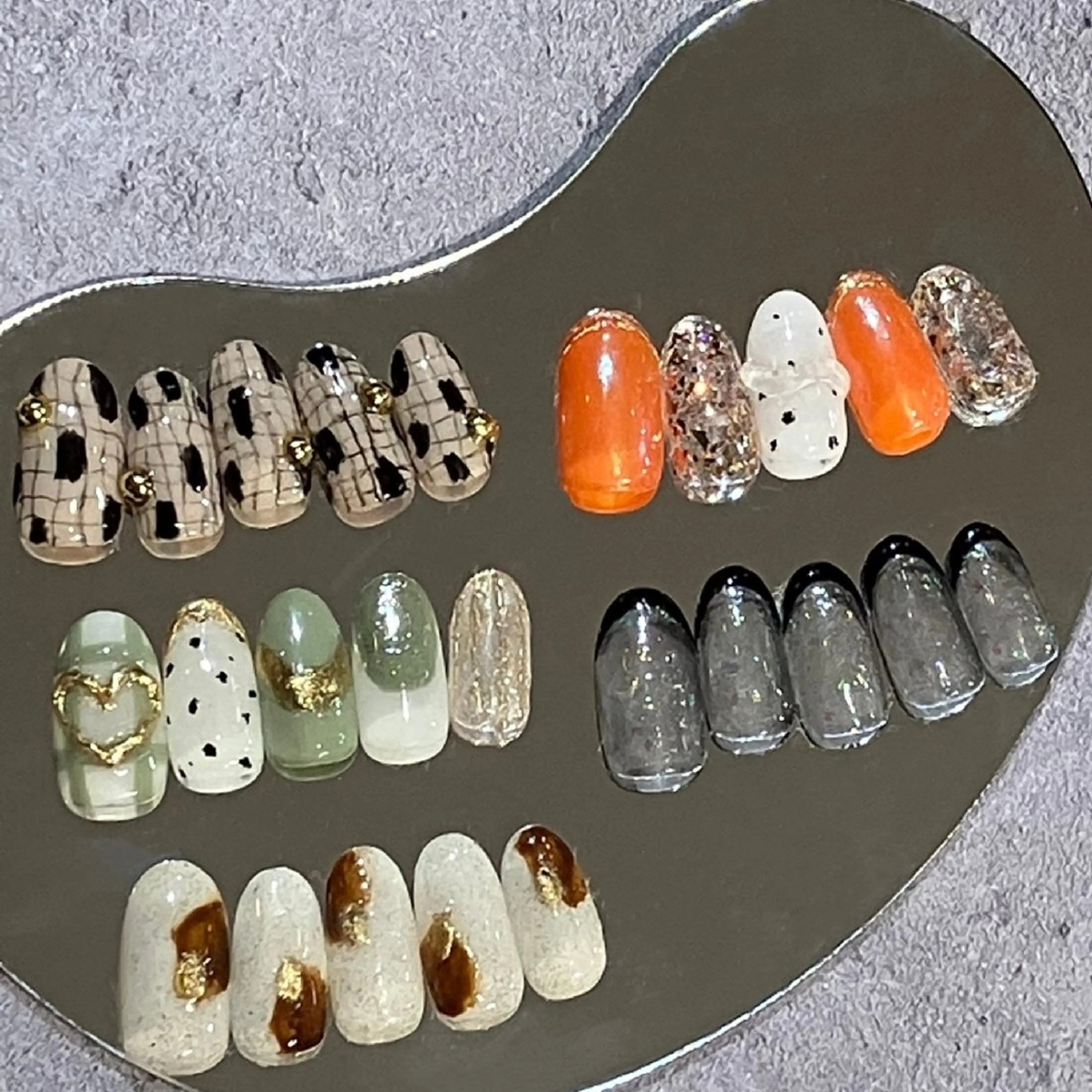 ネイル フレンチネイル ハート ミラーネイル ぷっくりネイル 冬ネイル ハンドネイル felicita fumi♡のネイルデザイン