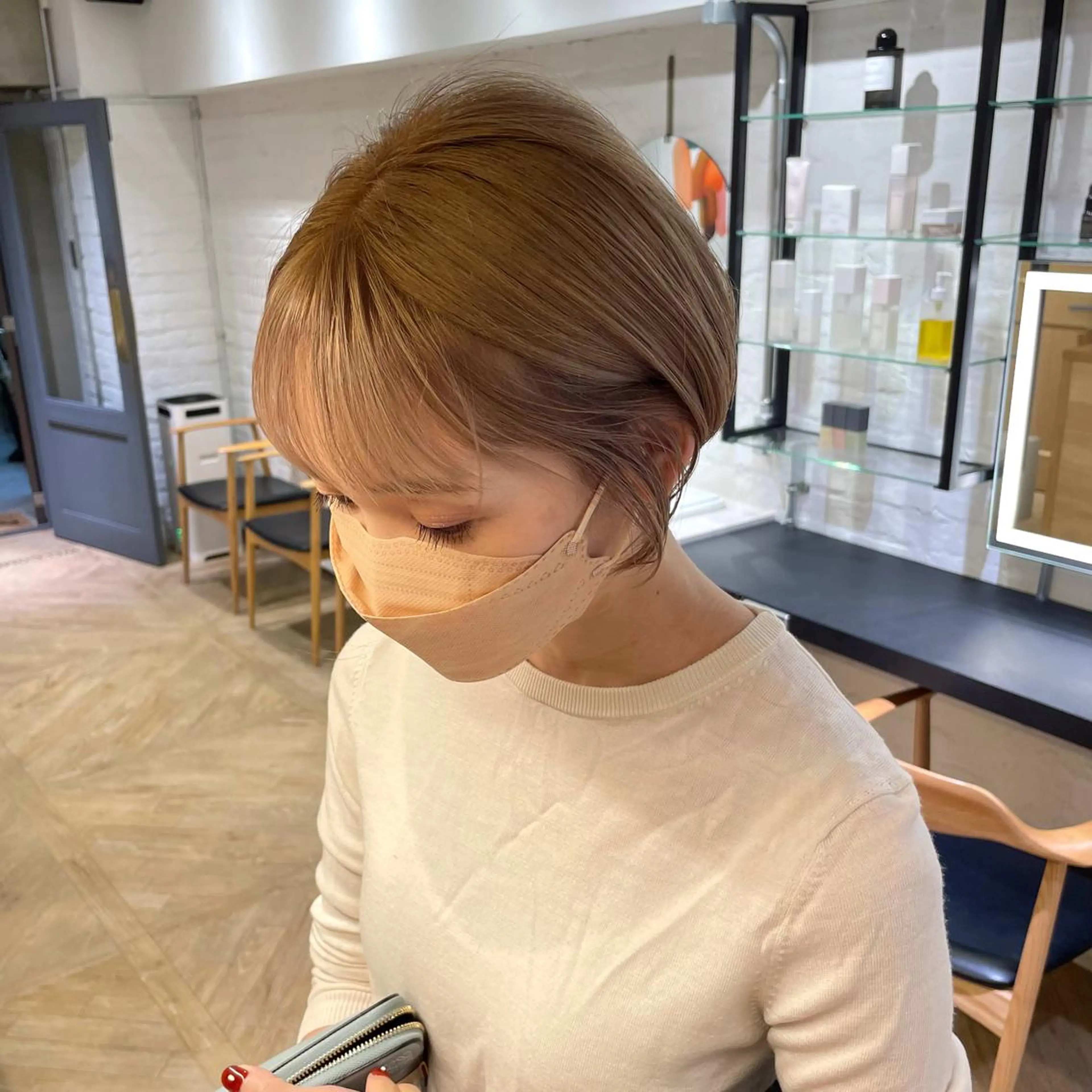 ショート カラー ハンサムショート ブリーチ ケアブリーチ ダブルカラー ハイライトカラー 髪質改善/ボブ 🌻Mutsumiのヘアスタイル