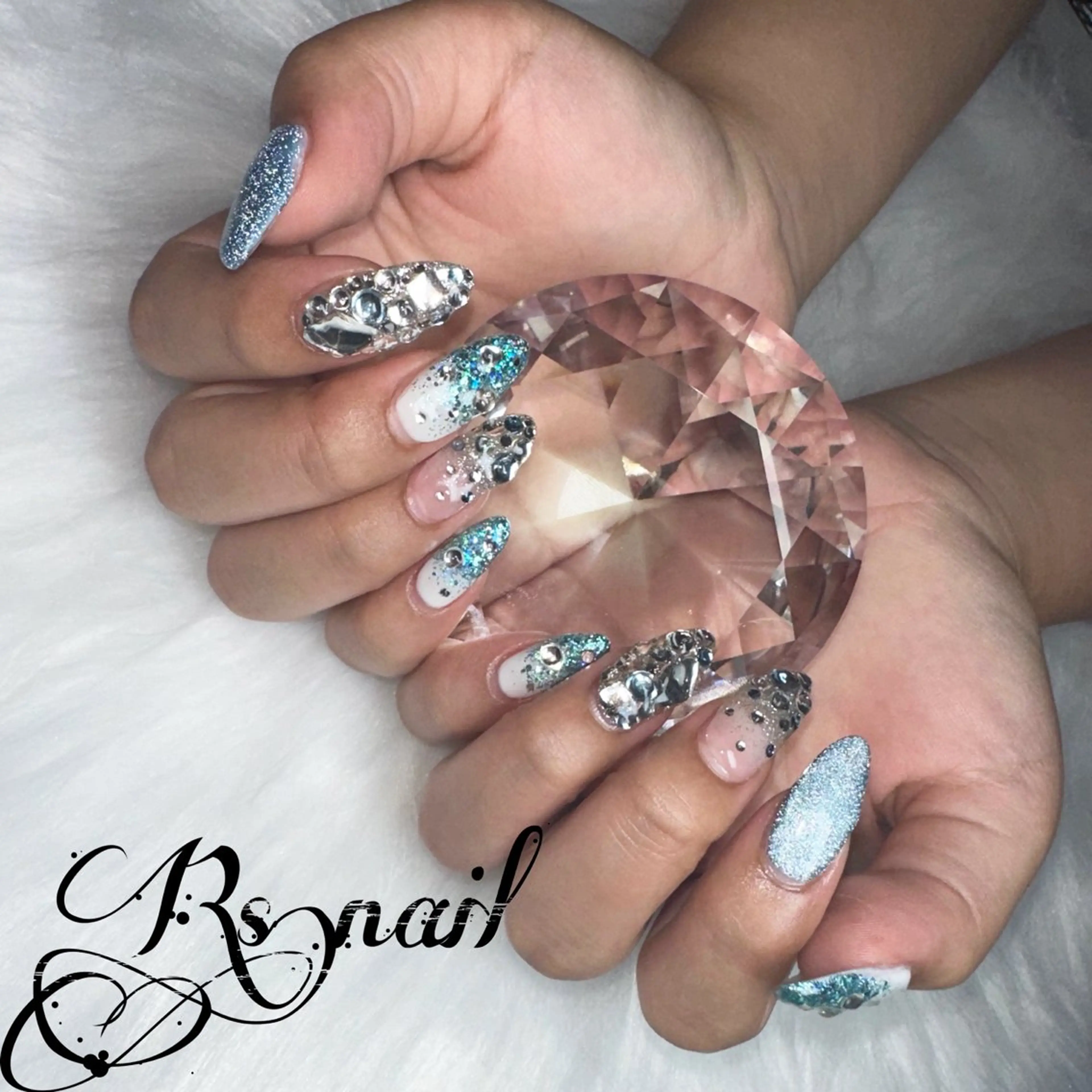 ネイル 加藤 麗華のネイルデザイン