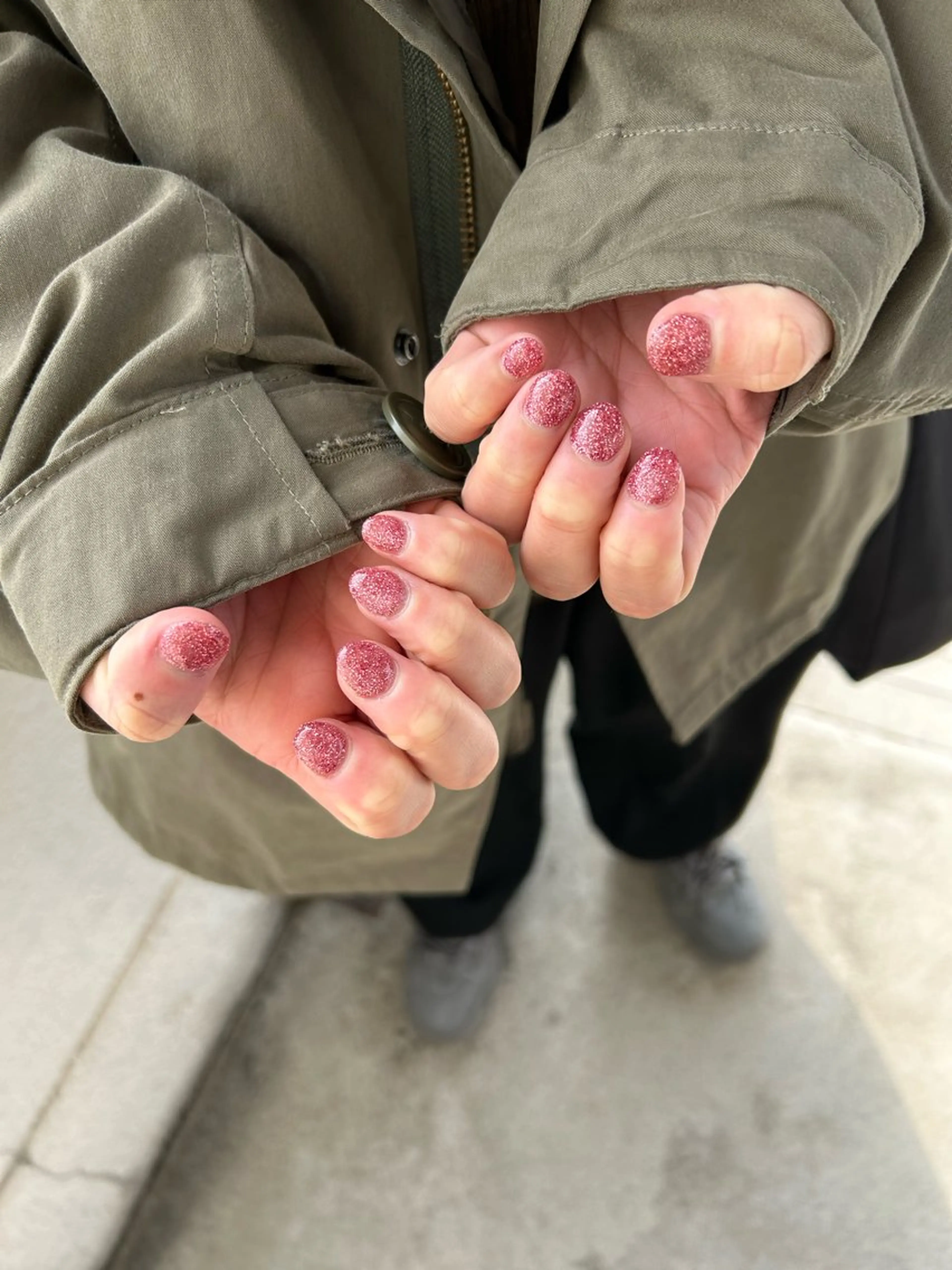 ネイル グラデーション ラメ(グリッター) ラメグラデーション ワンカラーネイル Arco Iris 告瑠莉のネイルデザイン