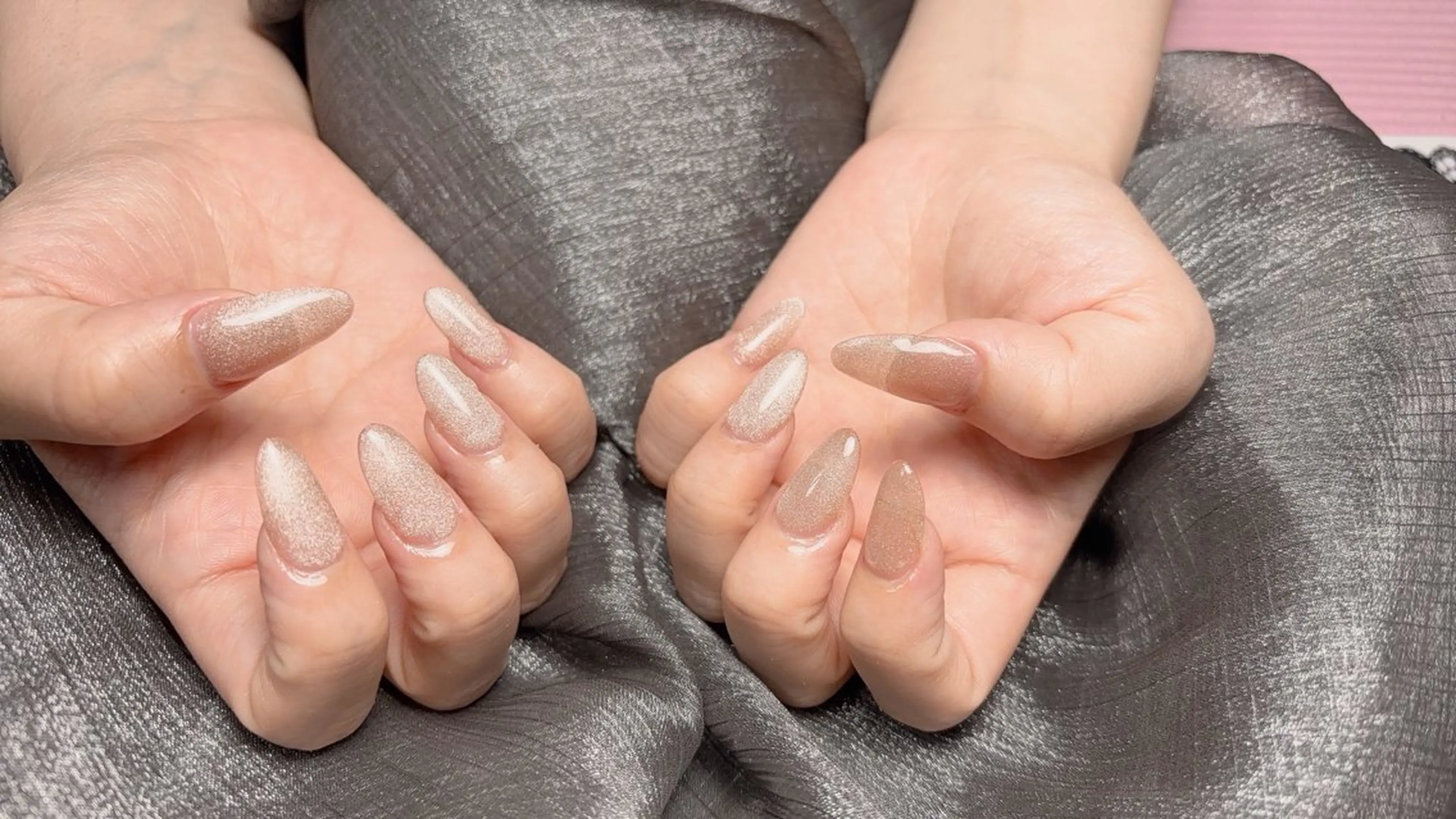 ネイル ハンドネイル ハンドケア みなみ 。のネイルデザイン