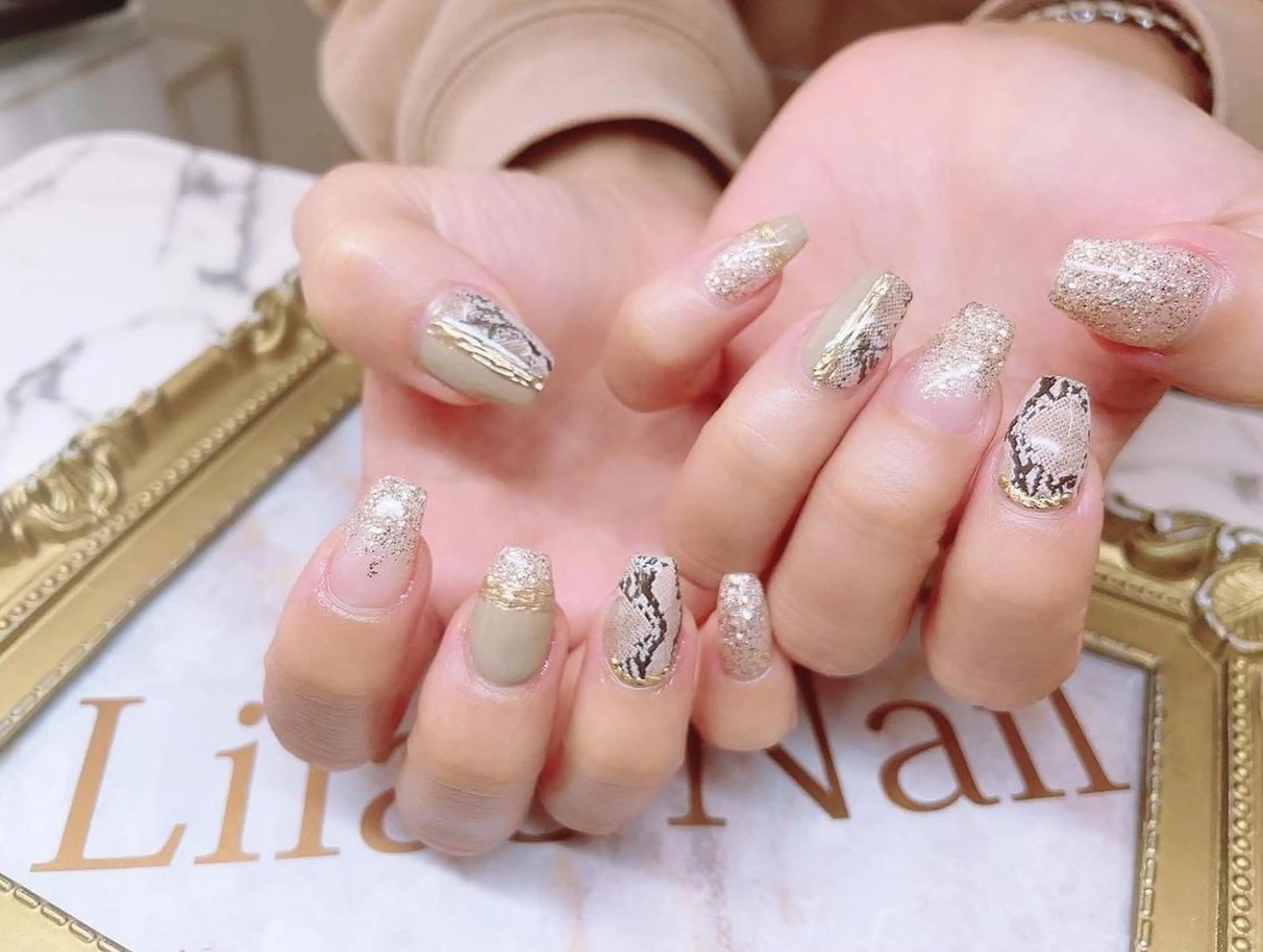 ネイル アニマル柄 ブラウン ジェルネイル ハードジェル ロングネイル Lilas Nailのネイルデザイン
