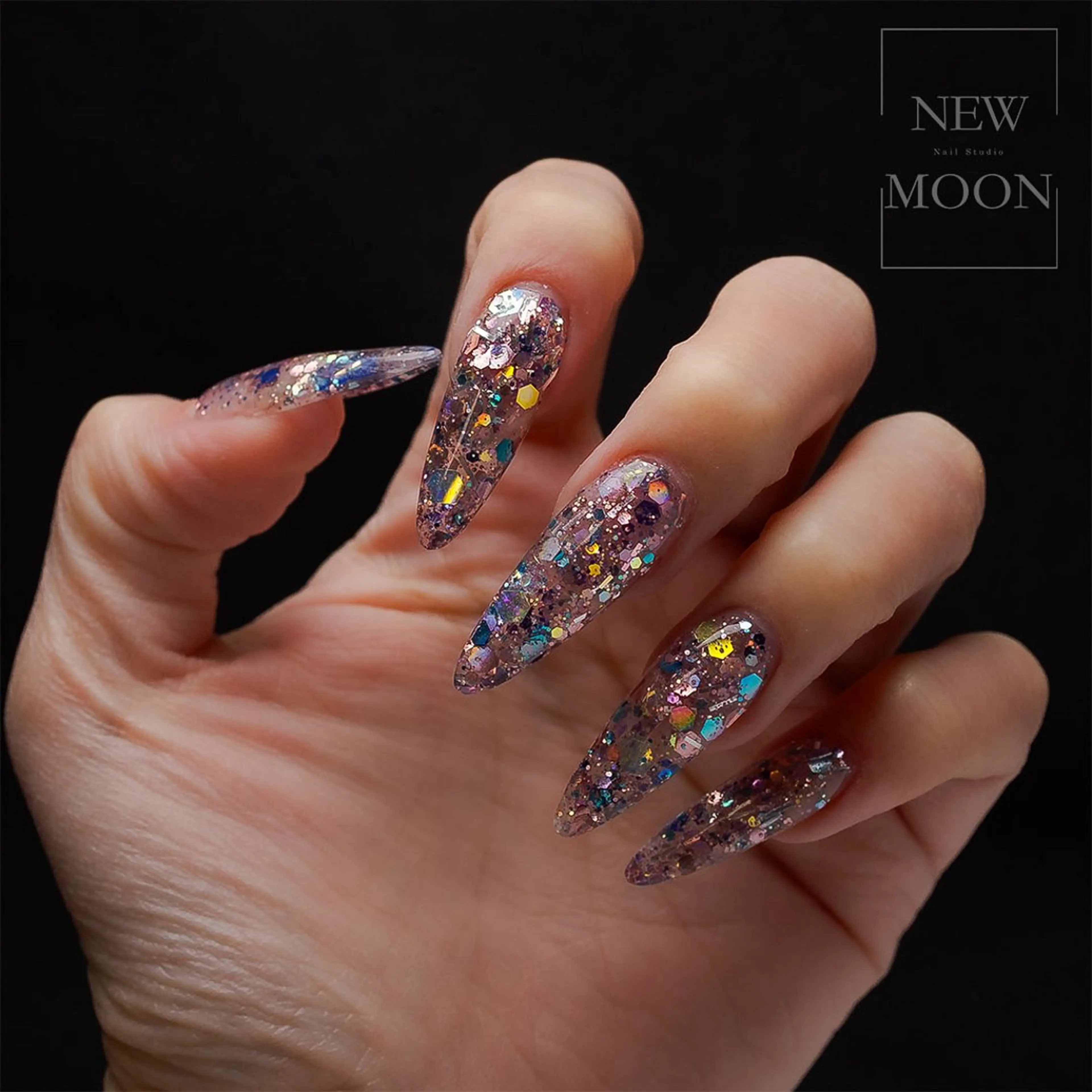 ネイル ハンドネイル NEWMOON maki_恵比寿のネイルデザイン