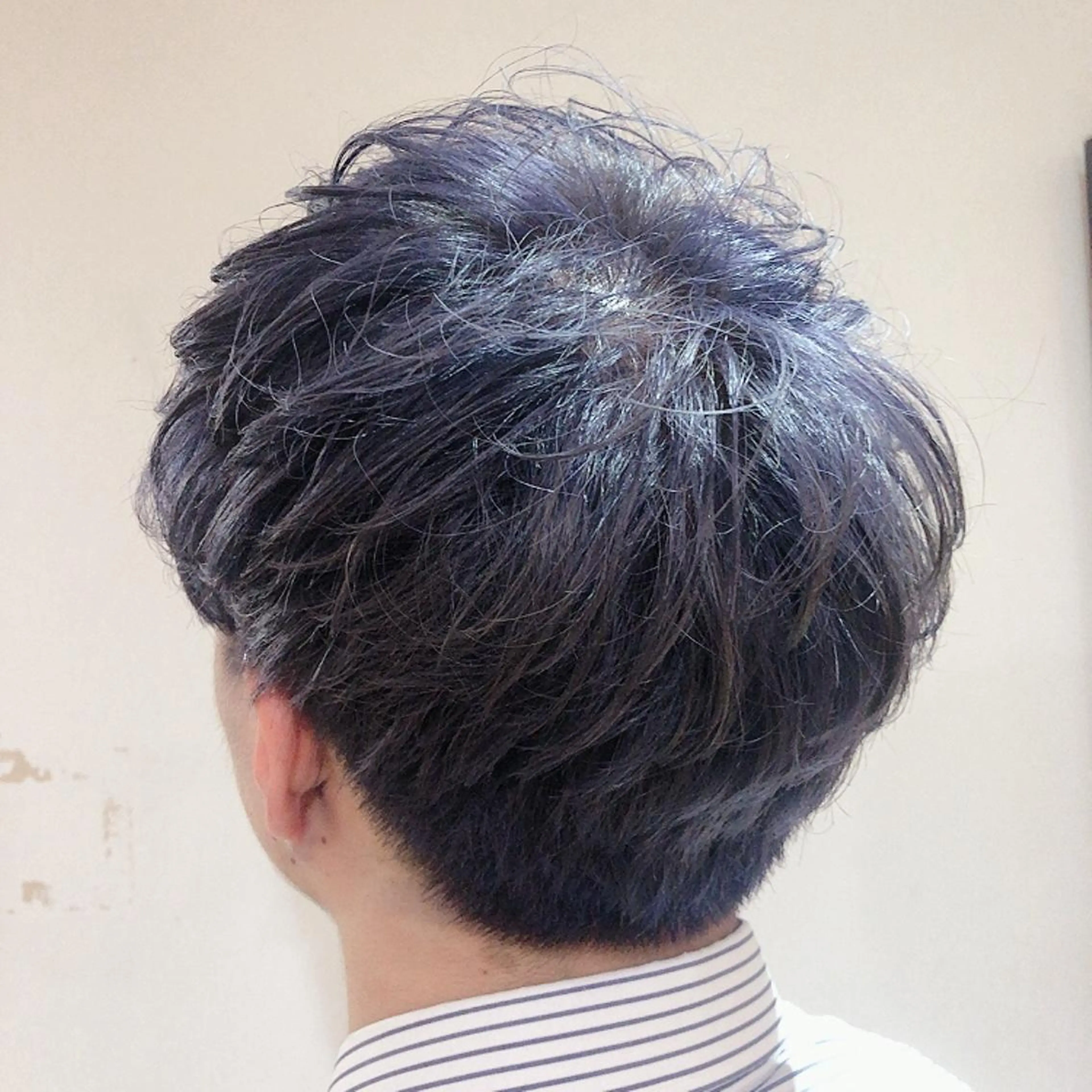 カラー メンズ ラベンダーカラー シルバー 💚 nao💚のヘアスタイル