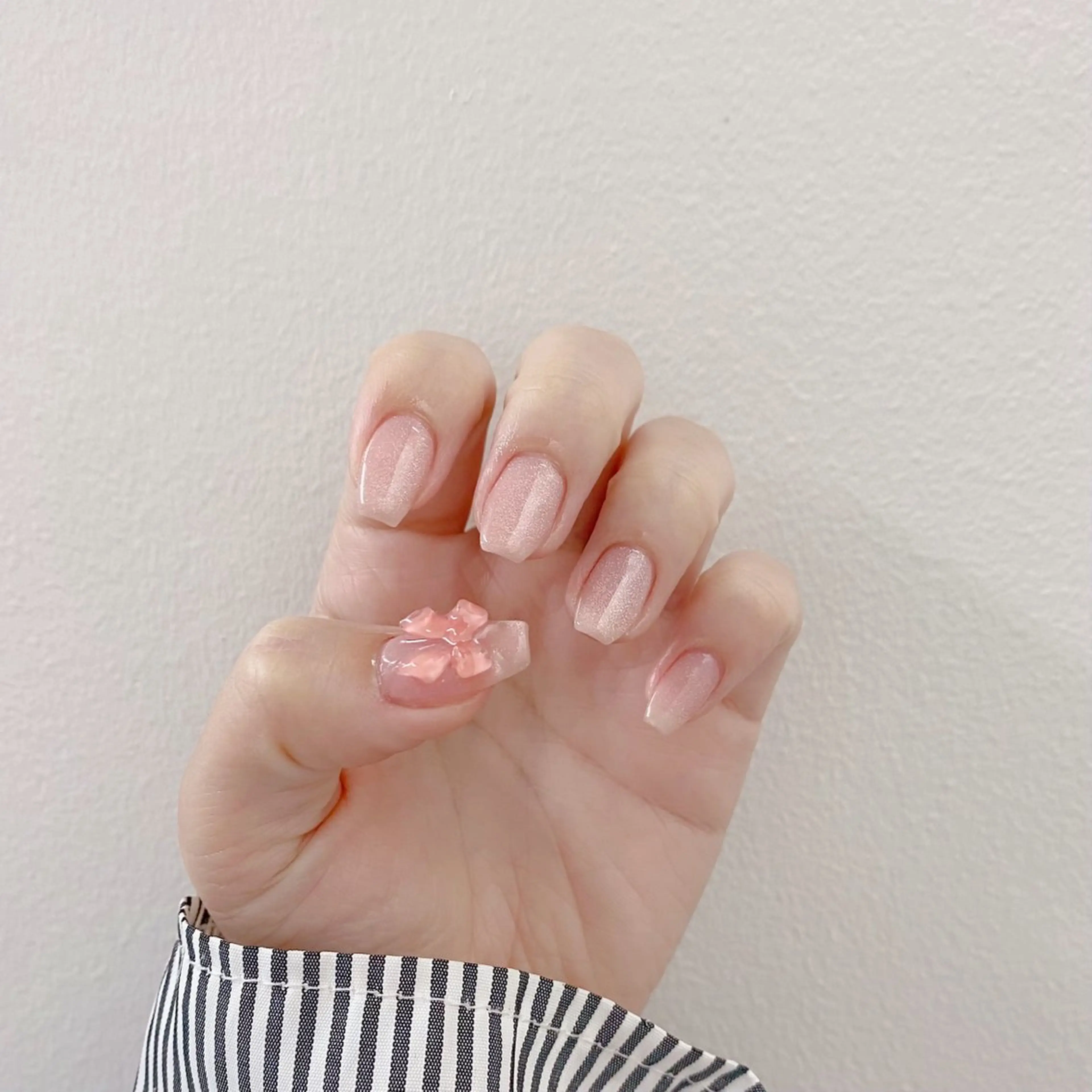 ネイル ハンドネイル 【LILY】 ainaのネイルデザイン