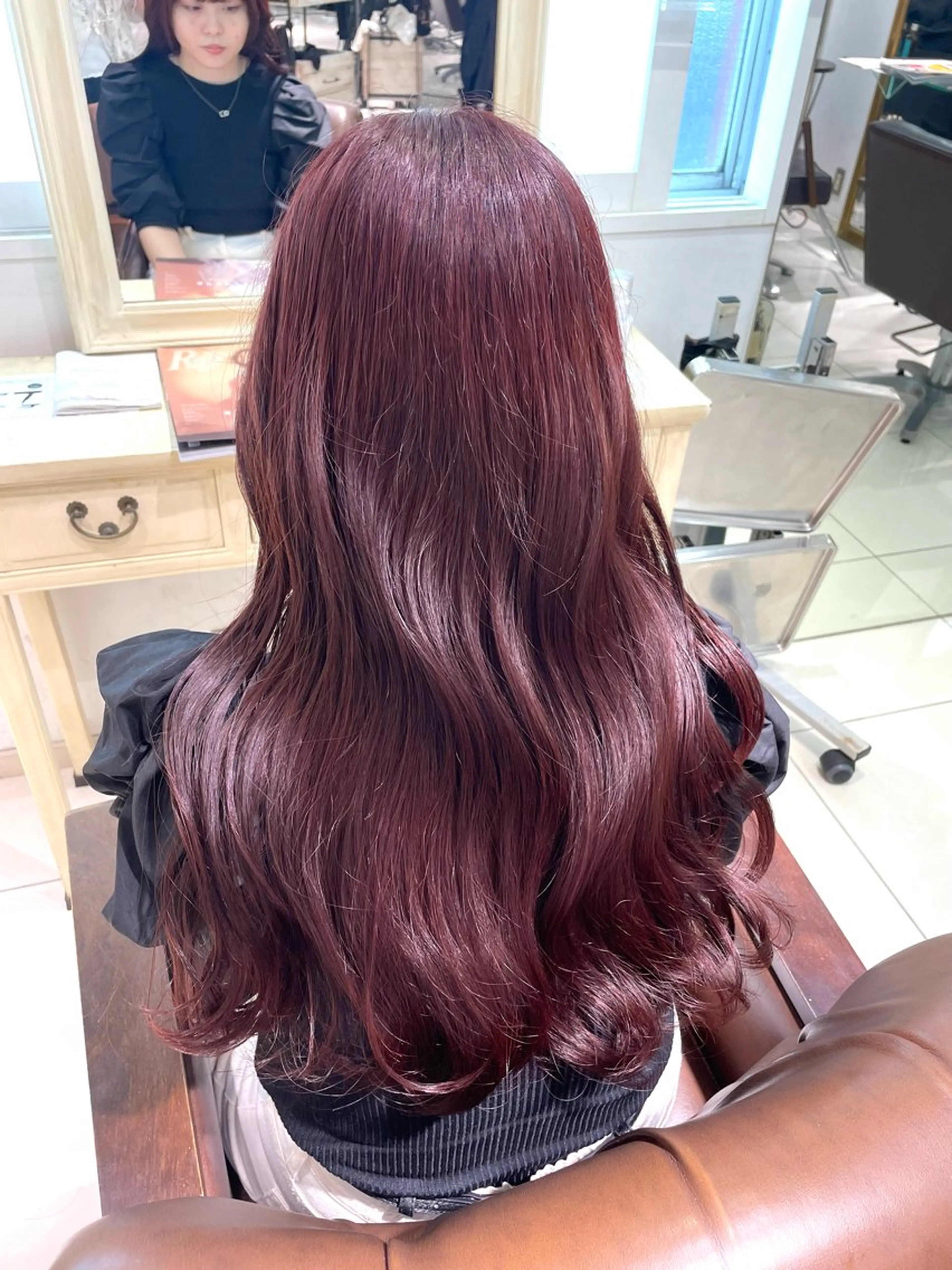 ロング カラー レッドカラー ‎Lby home 🪽mikuのヘアスタイル