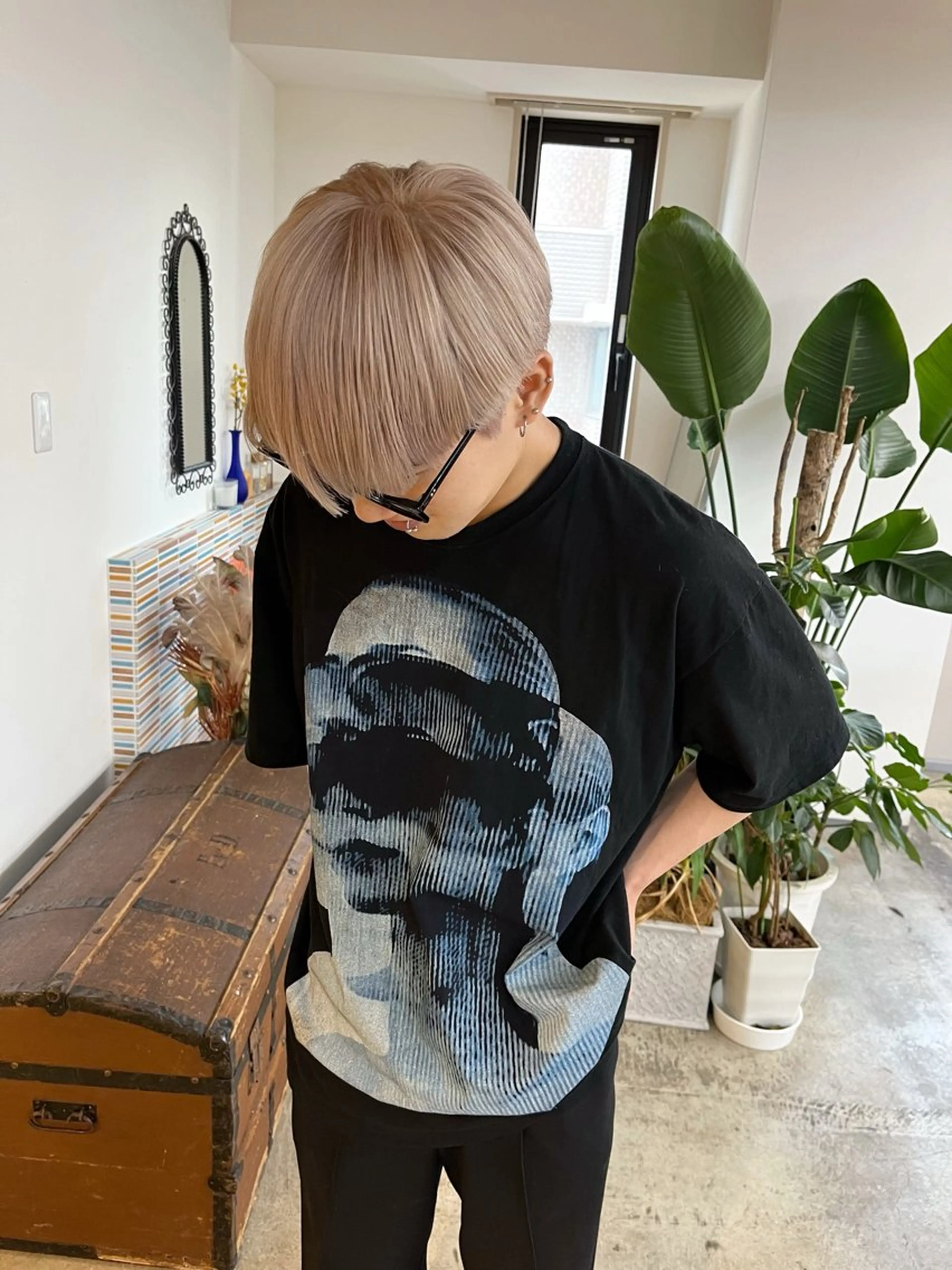 ショート カラー メンズ メンズブリーチ ベージュカラー ブリーチ ホワイトベージュ カット ヘアカラー トリートメント 🩷ハイトーン透明感 レイヤー🩷ユリカのヘアスタイル