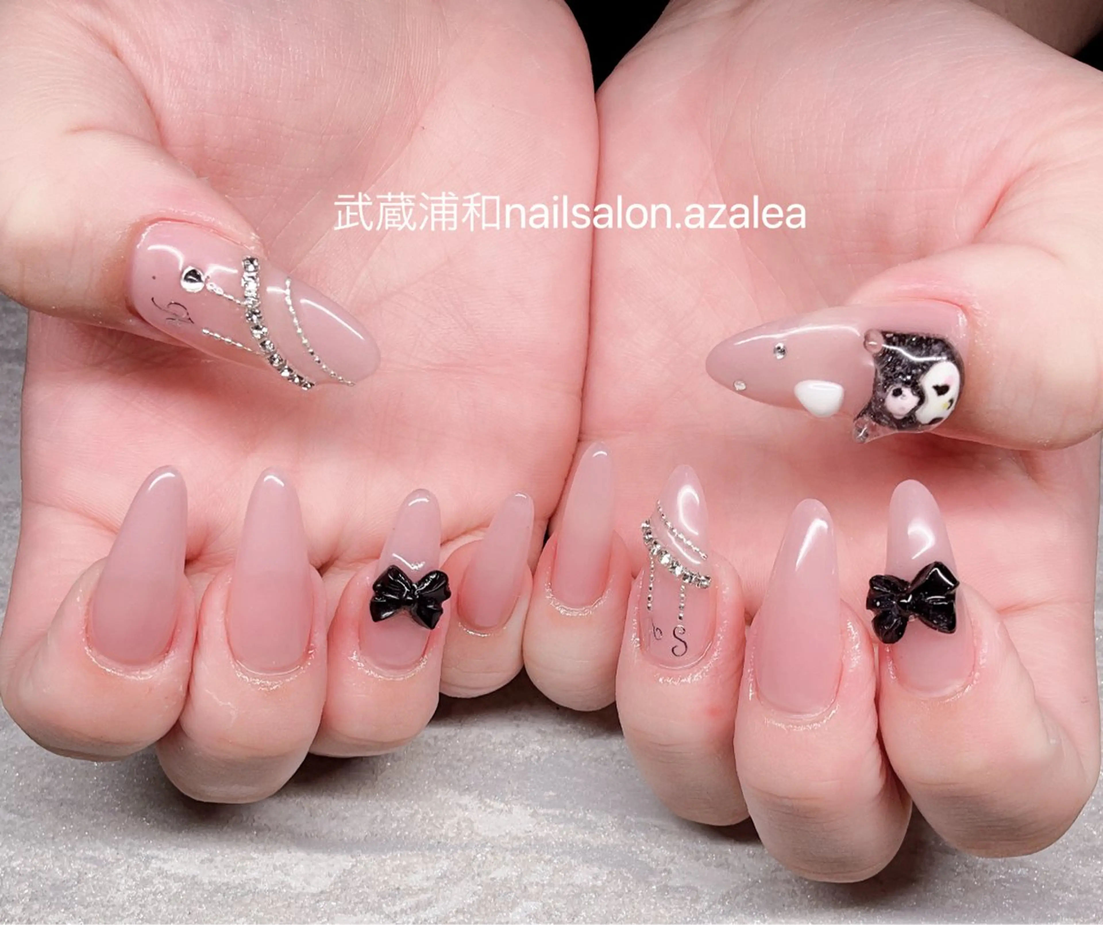 ネイル ハンドネイル R inのネイルデザイン