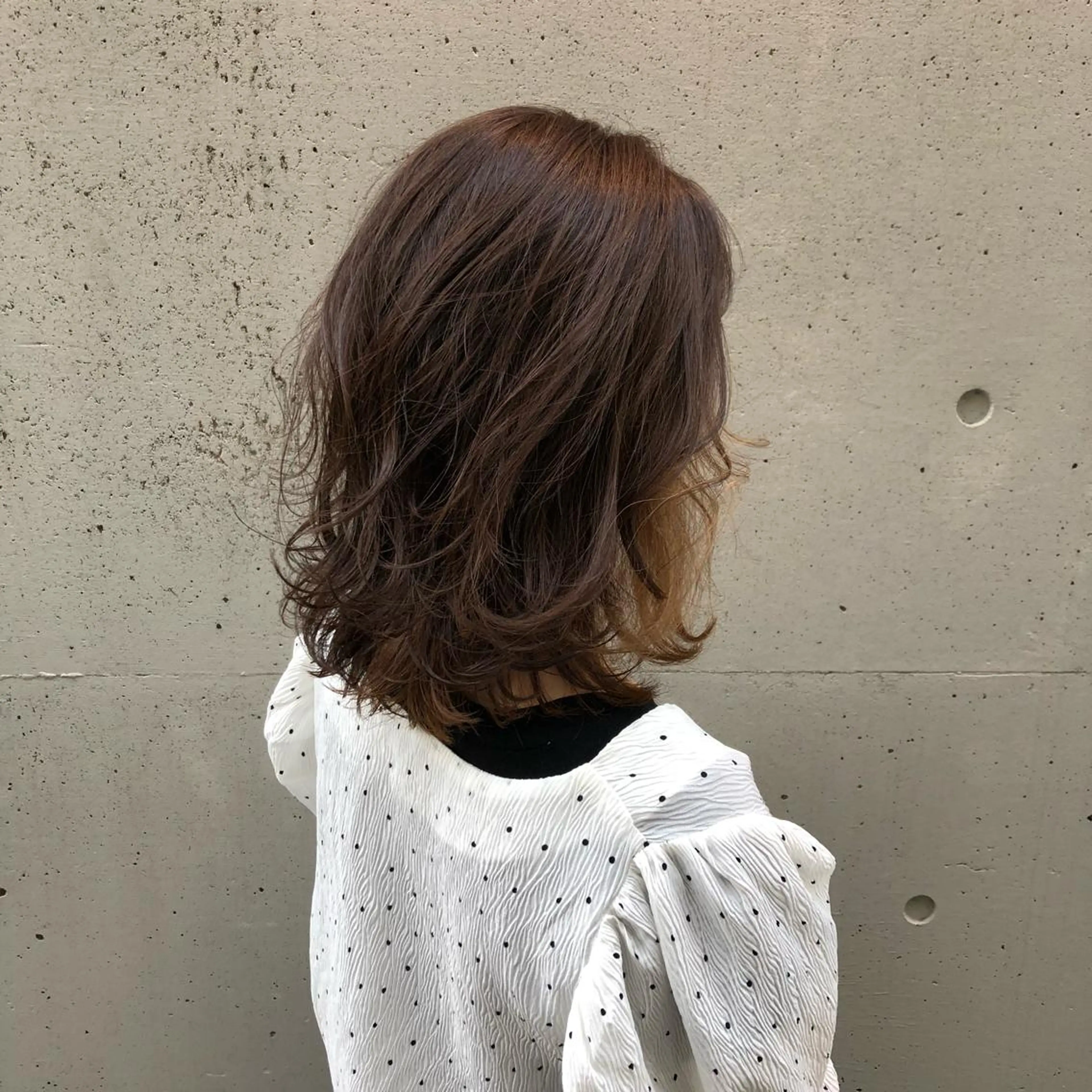 ミディアム カラー ブリーチ インナーカラー カット ヘアカラー トリートメント 酸性縮毛矯正🧴韓国 レイヤー/髪質改善のヘアスタイル