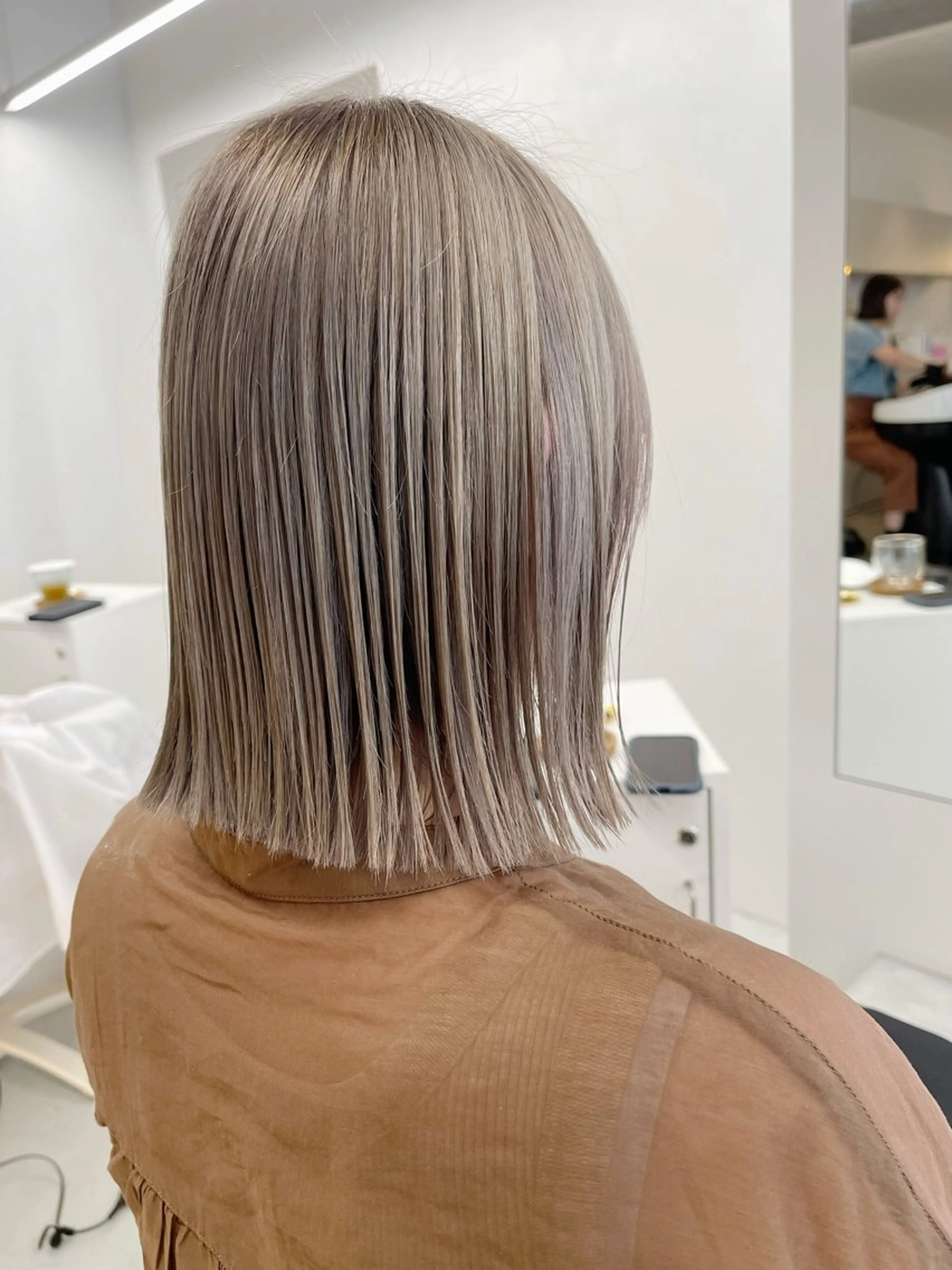 ミディアム カラー 柴田泰秀sotti. 髪質改善/ブリーチのヘアスタイル