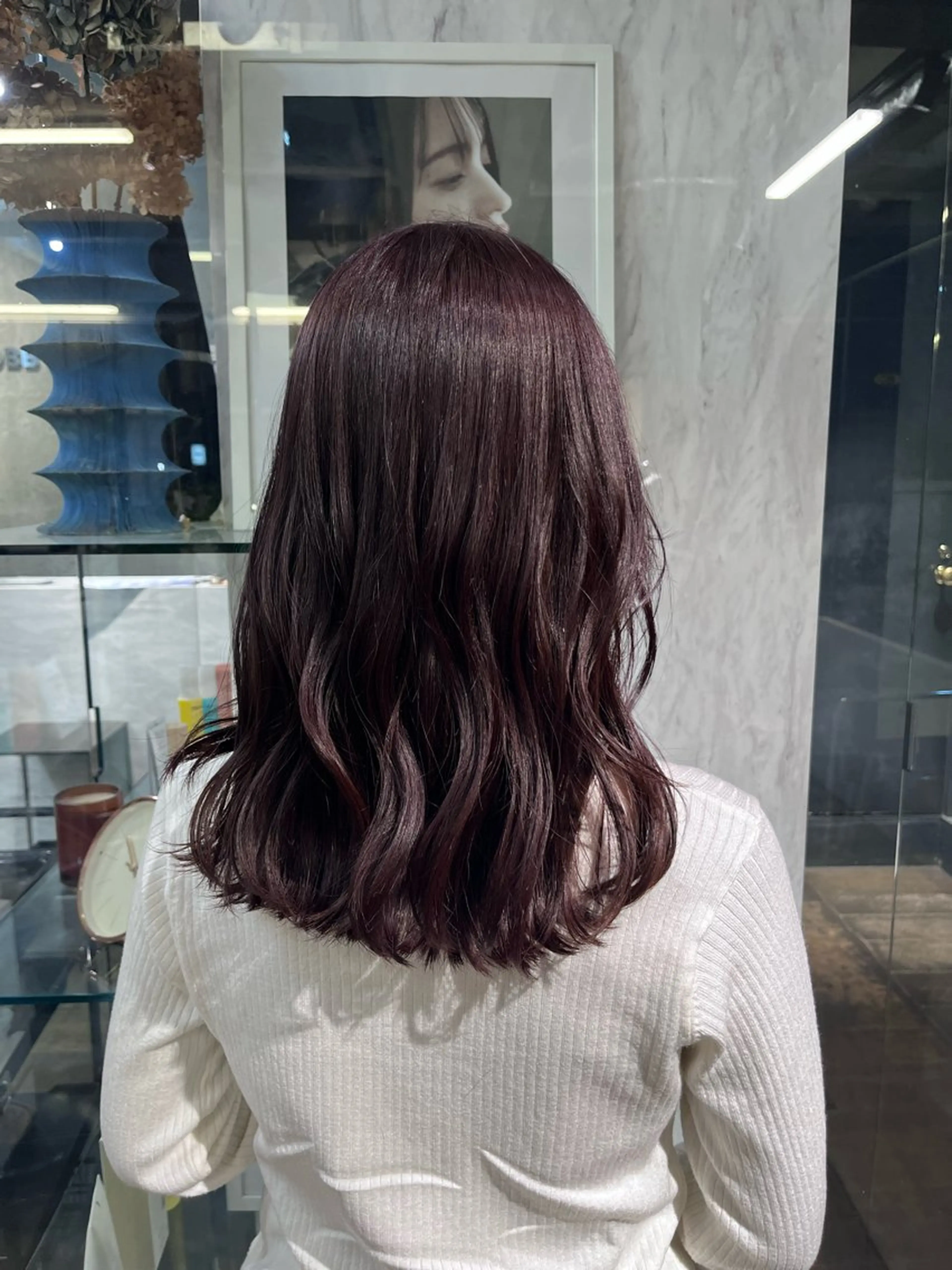 カラー ROBBY 青山所属・西舘 柚のヘアスタイル