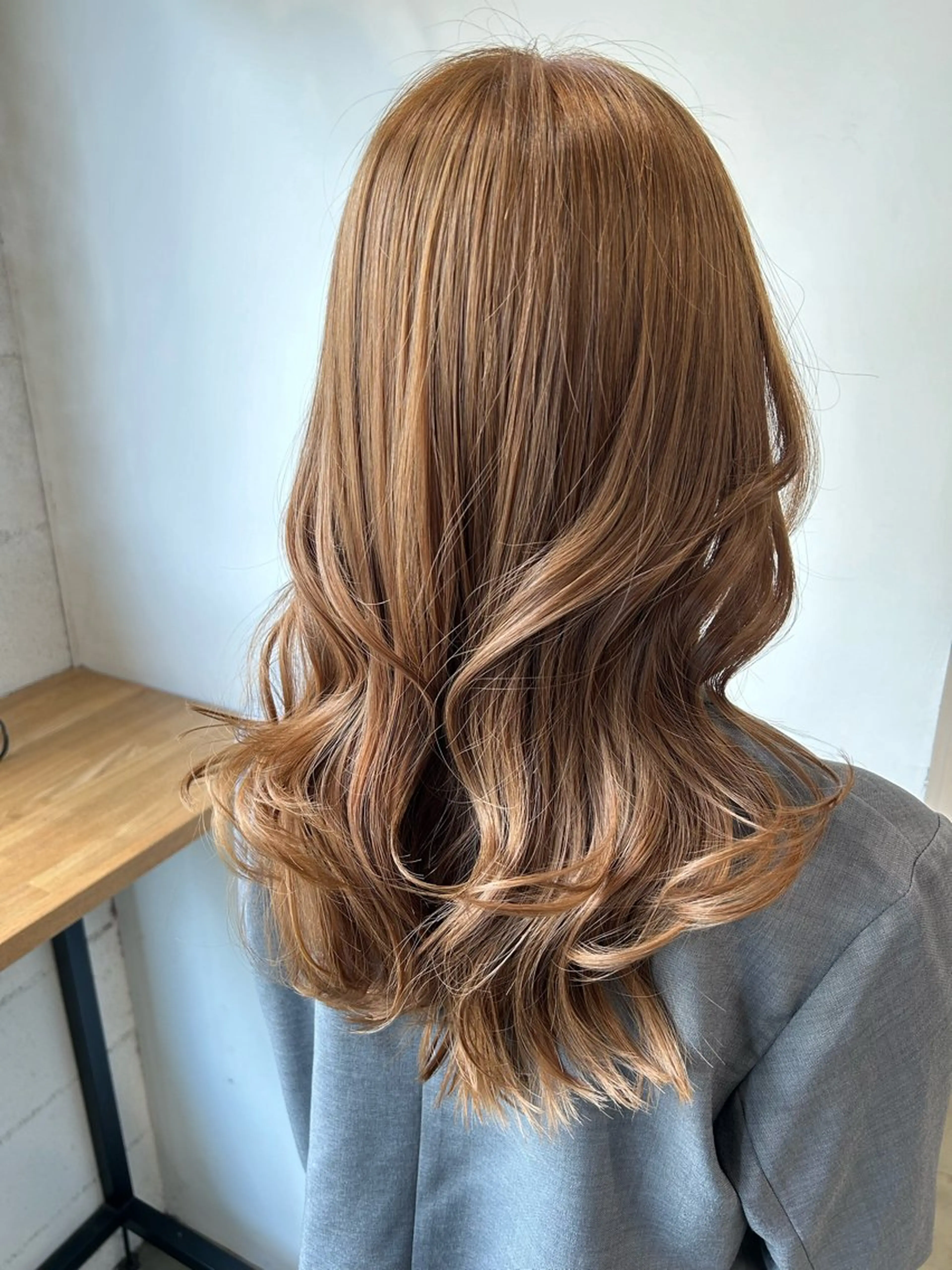 ロング カラー ハイトーンカラー 髪質改善 鹿子島 昇彦のヘアスタイル