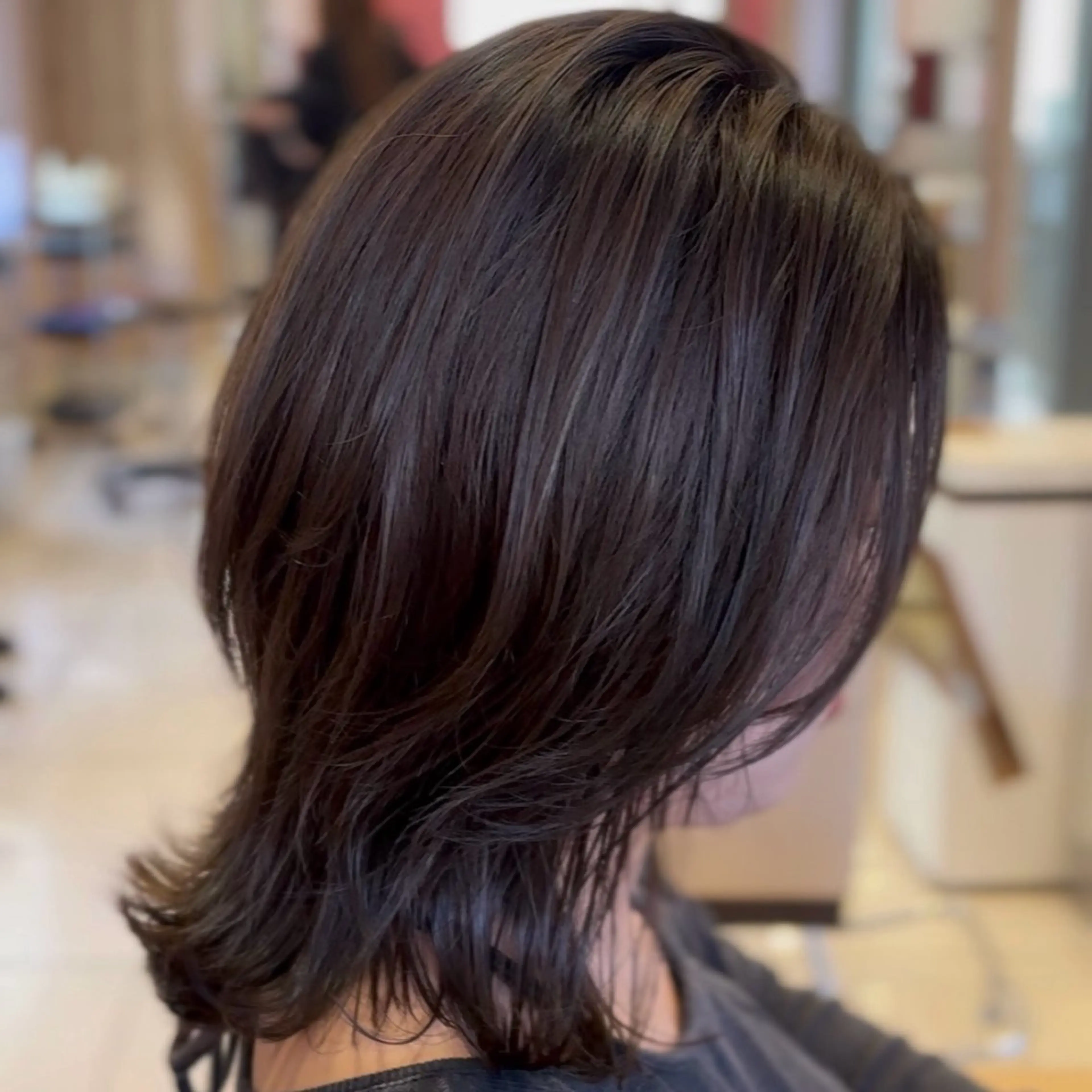 ミディアム カット ヘアカラー レイヤー/ショート /Yutaのヘアスタイル