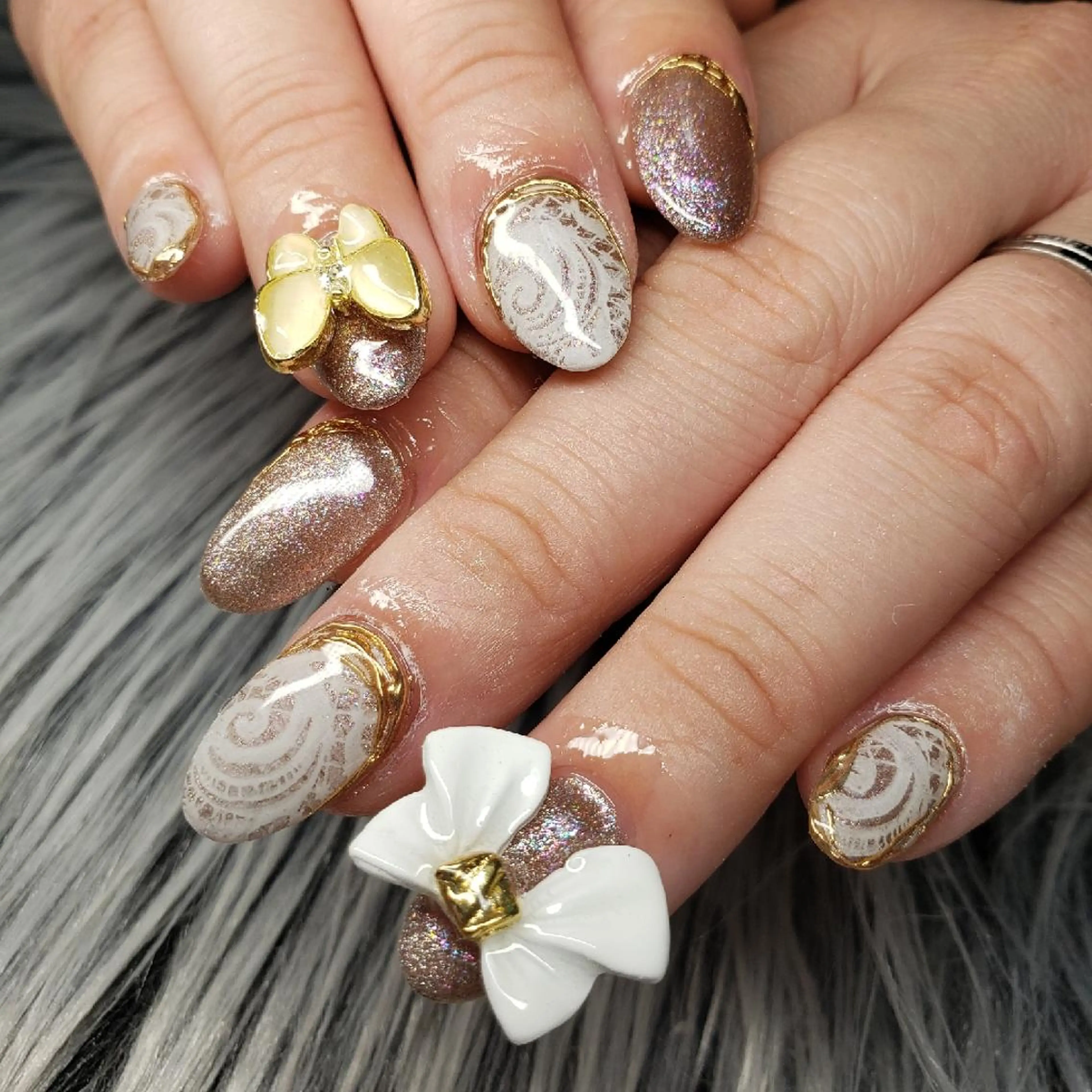 ネイル レース ミラーネイル ハンドネイル Nail salon Coco所属・Nail salon Coco【溝の口駅】のネイルデザイン