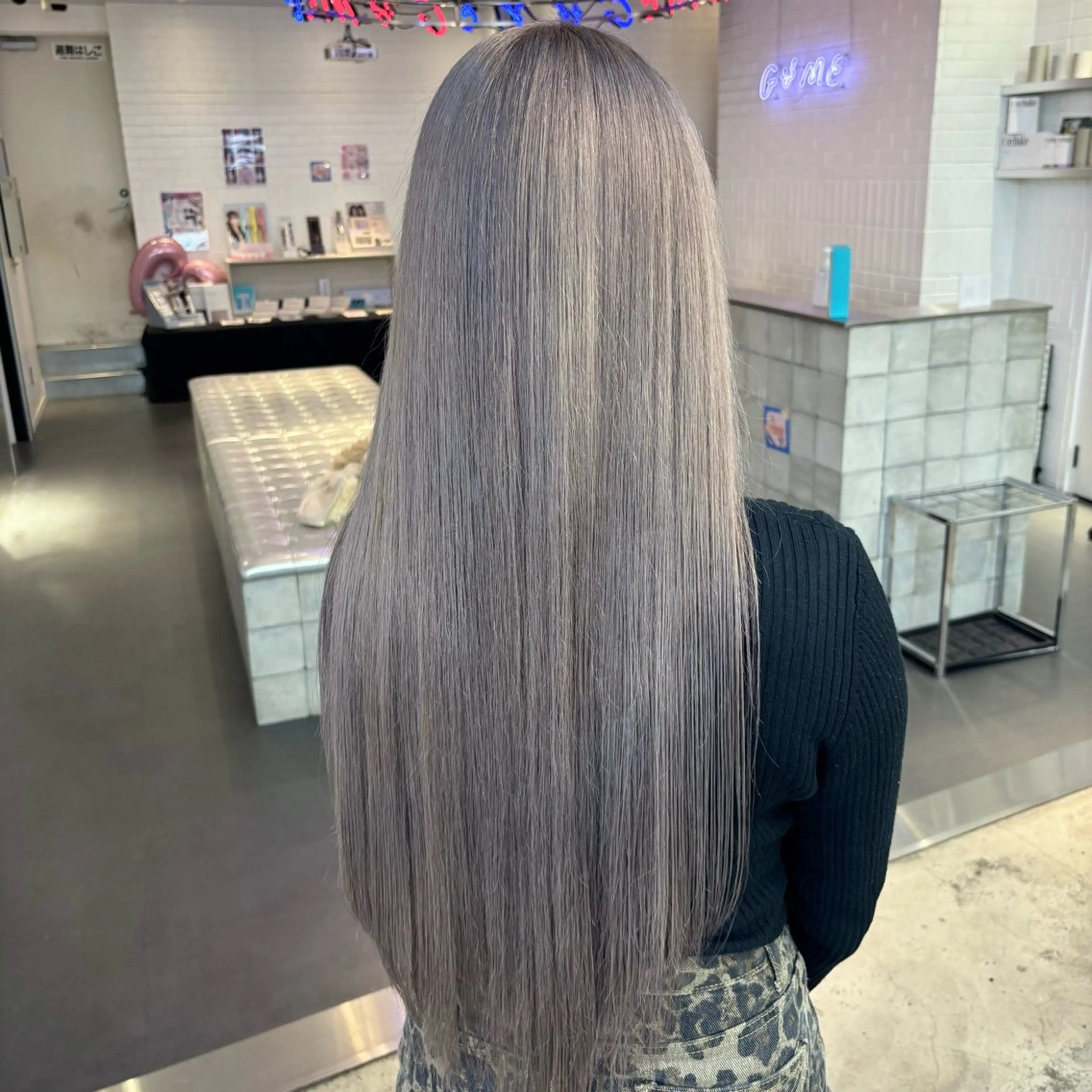 セミロング カラー ヘアアレンジ メンズ ヘアカラー トリートメント 🎀淡色×ブリーチ/ ベージュ✨RINOのヘアスタイル