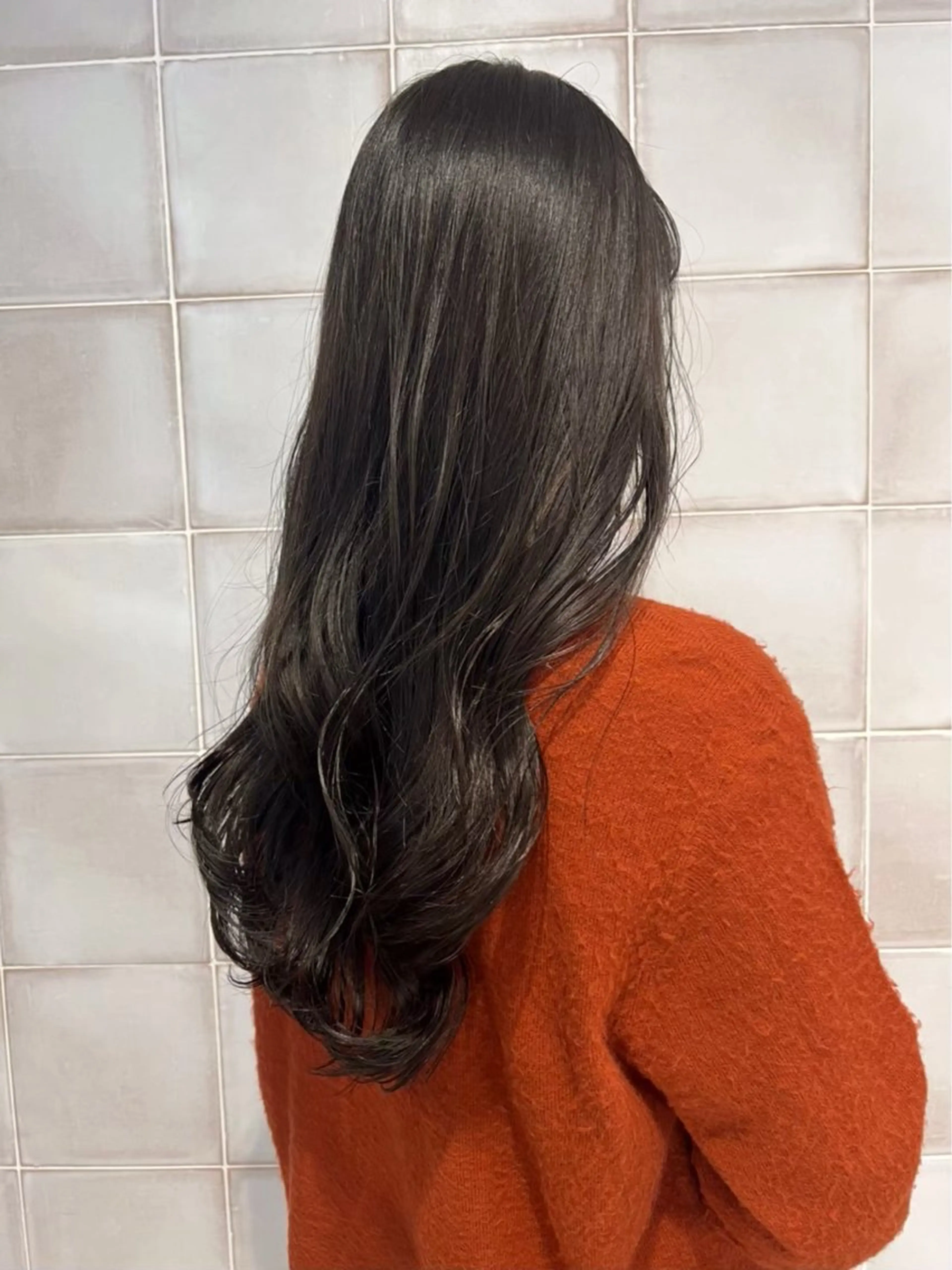 ロング カラー 橋本 ゆりあのヘアスタイル