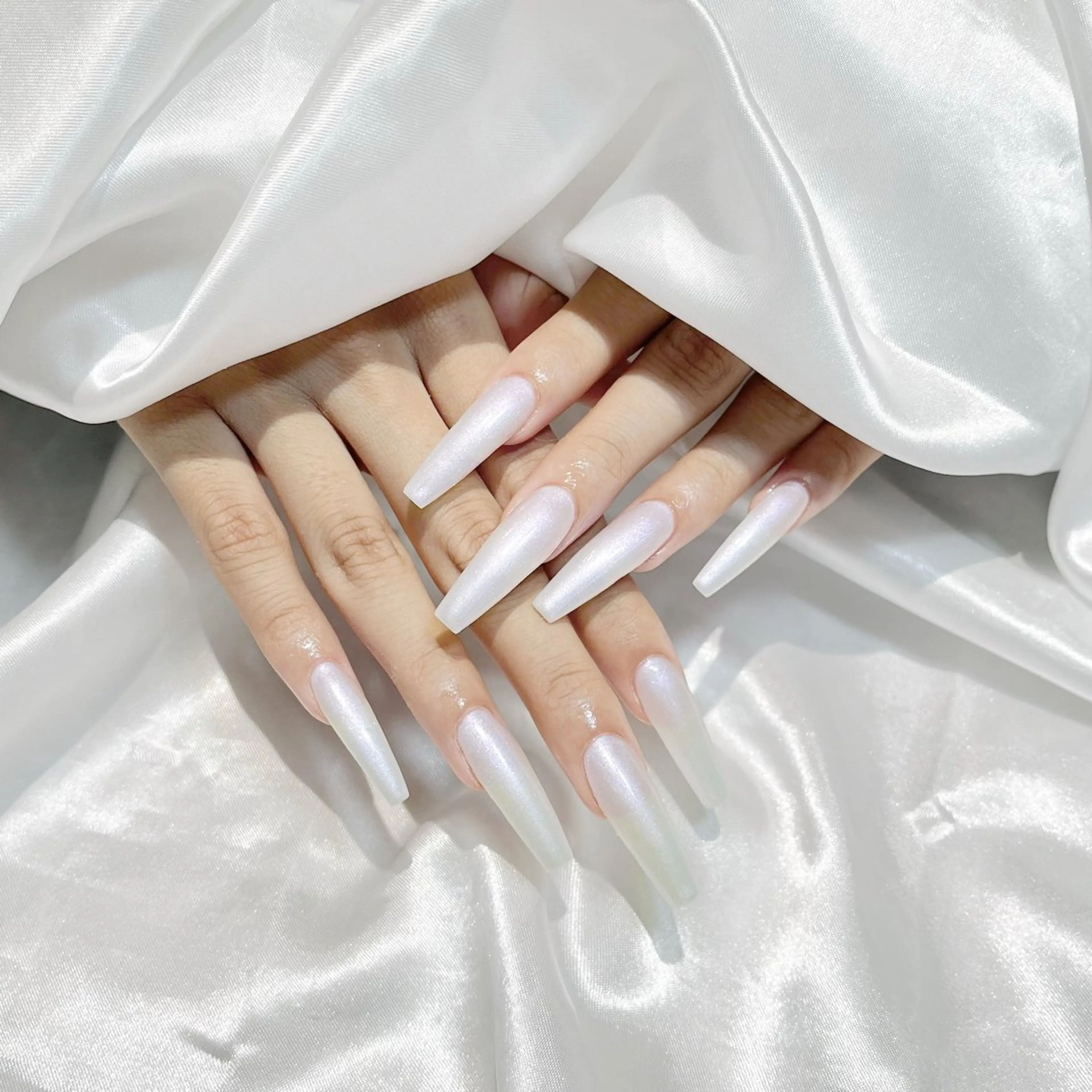 ネイル WISTERIA aisaのネイルデザイン