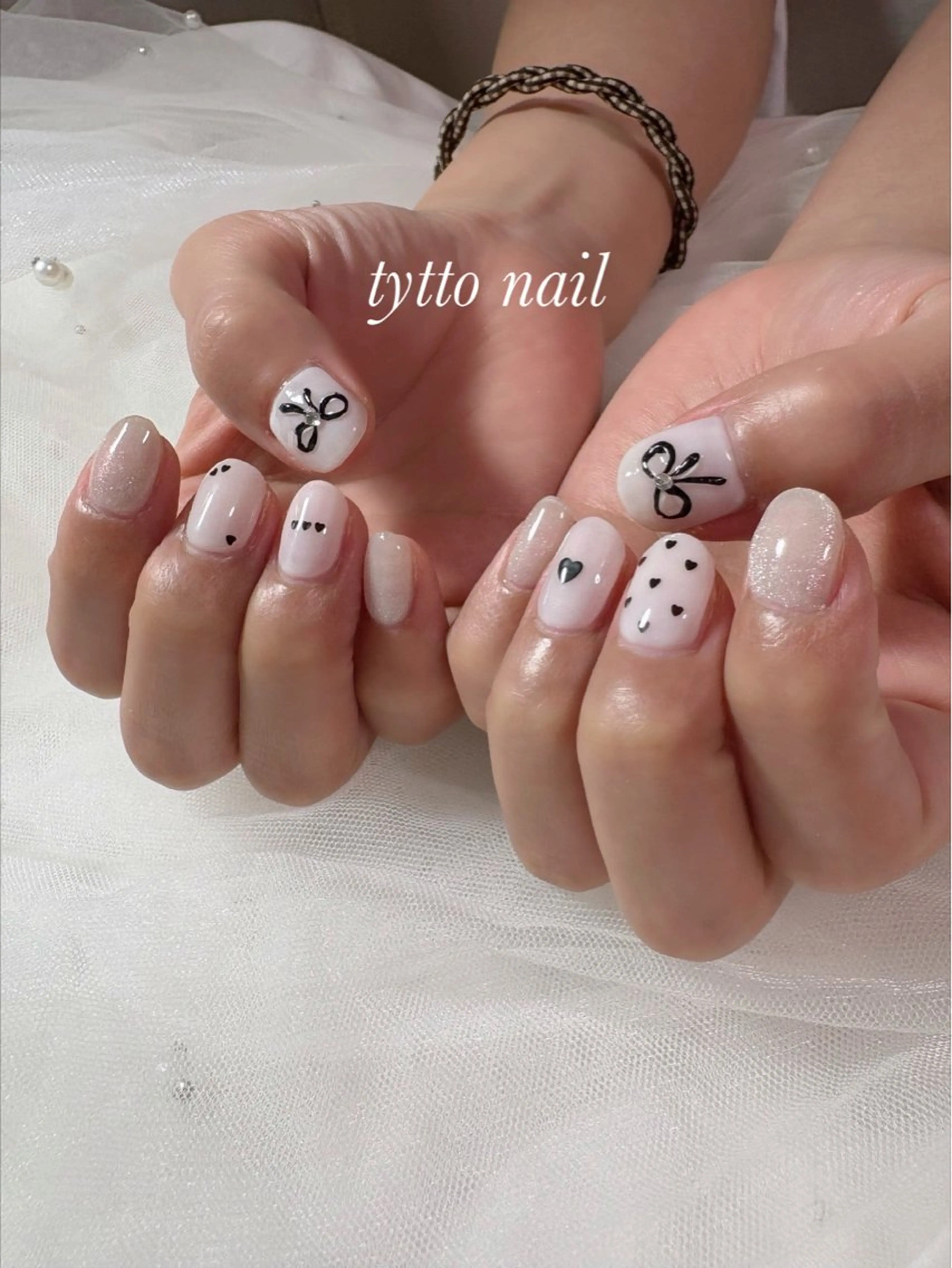 ネイル ハート ホログラムネイル ワンカラーネイル リボン ショートネイル ハンドネイル tytto nail ❤︎‪‪eri‪‪のネイルデザイン