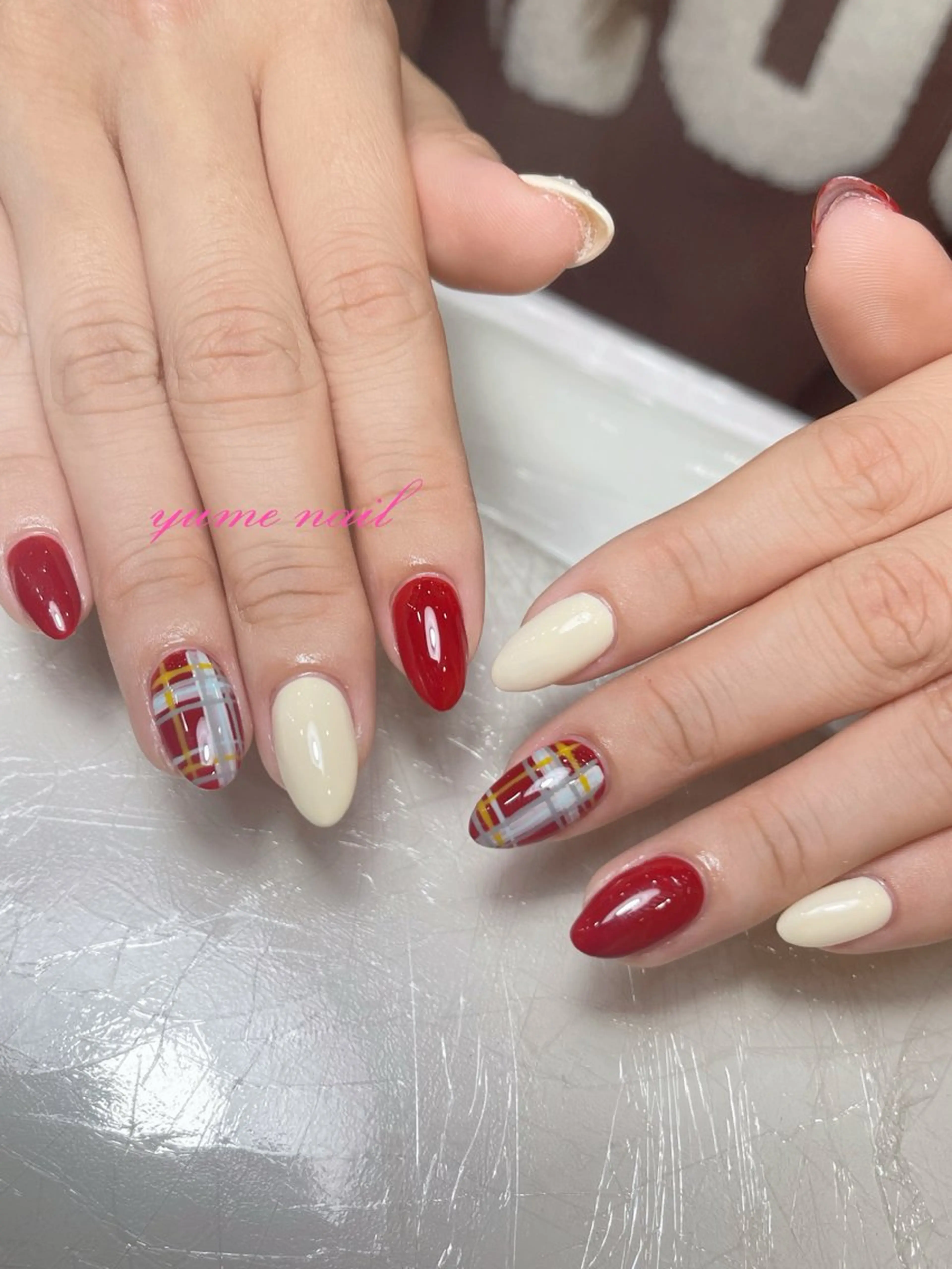 ミディアム ヒエン NAILのネイルデザイン