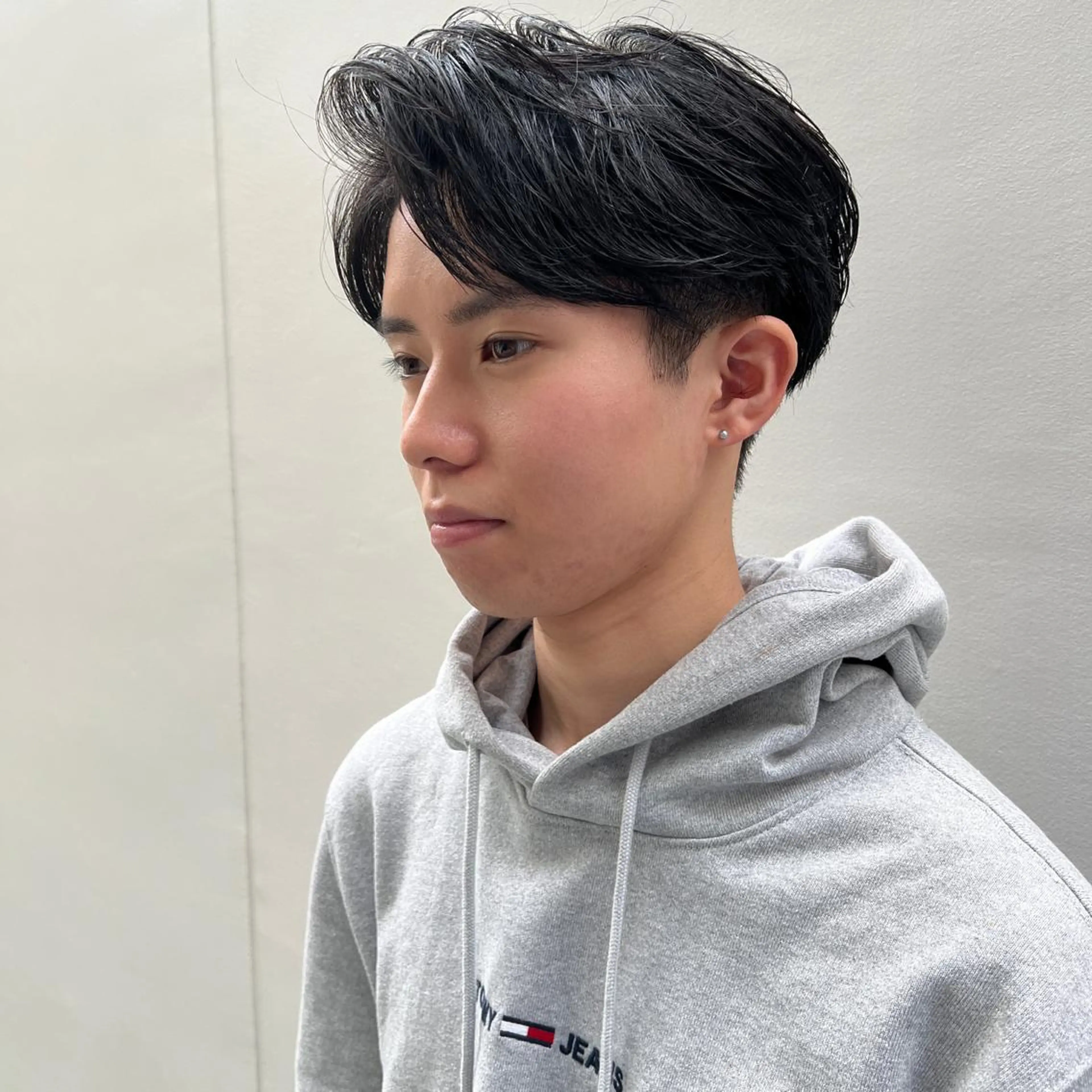 パーマ メンズ メンズハイトーン カルマパーマ メンズ韓国風 マッシュウルフ マッシュ マンツーマン×半個室 まちだきょうすけのヘアスタイル